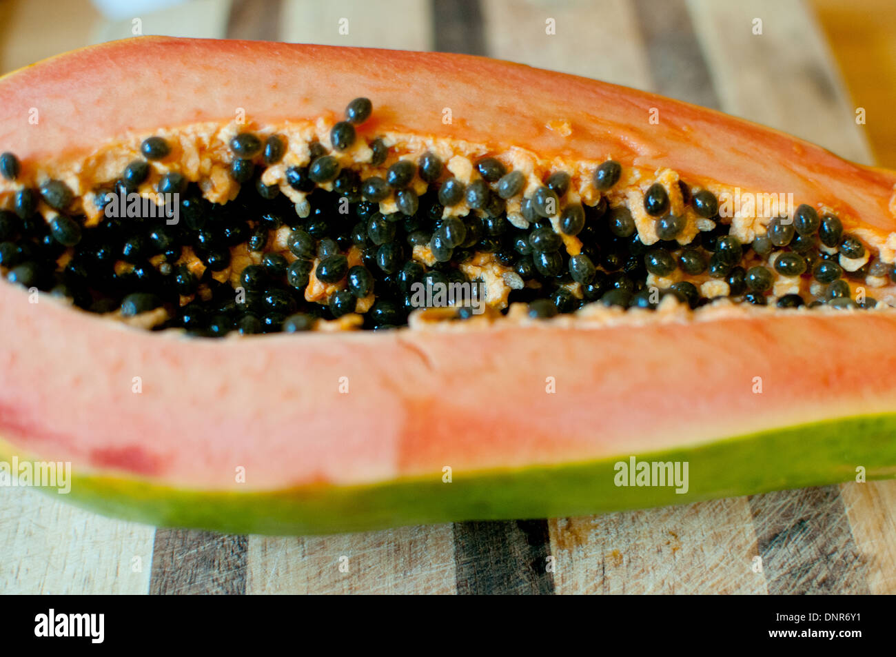 papaya fruit cut open Stock Photo Alamy