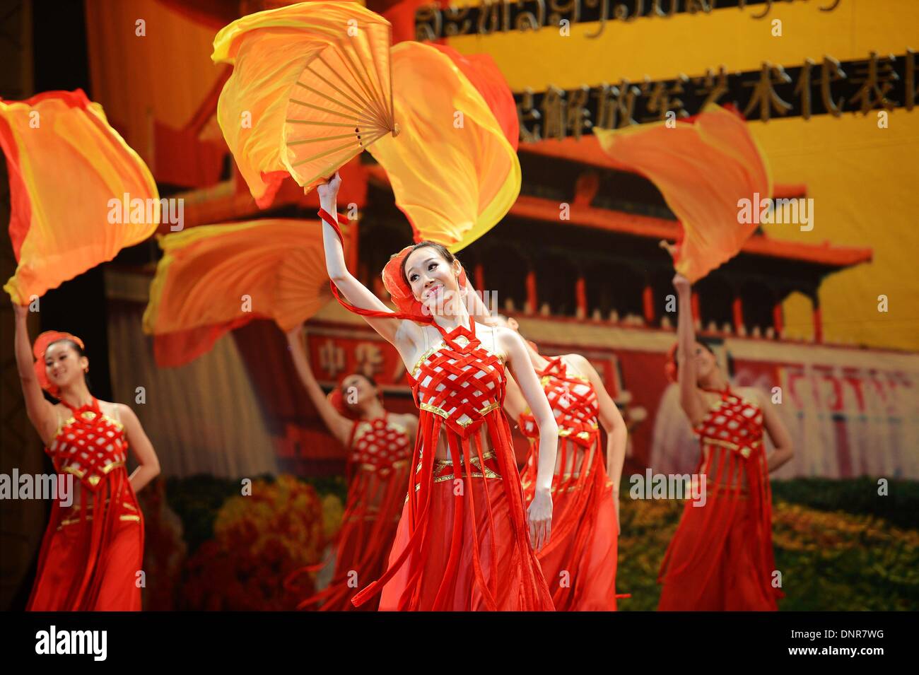 Vientiane, Laos. 4th Jan, 2014. Dancers of China's People's Liberation Army (PLA) Art Troupe perform in Vientiane, capital of Laos, on Jan. 4, 2014. Credit:  Liu Ailun/Xinhua/Alamy Live News Stock Photo
