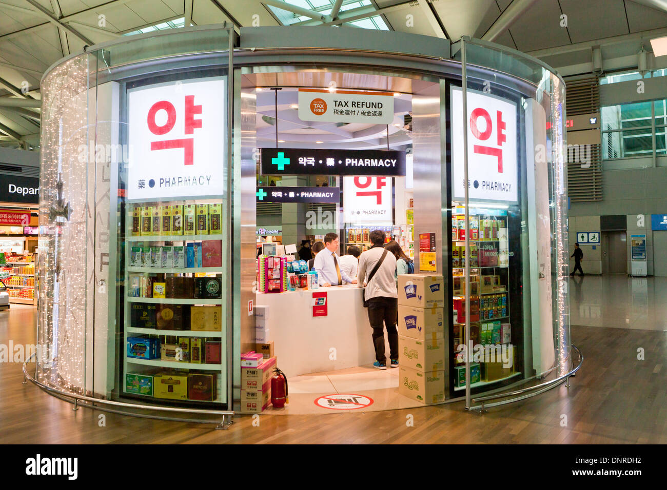 Pharmacy storefront - Seoul, South Korea Stock Photo - Alamy