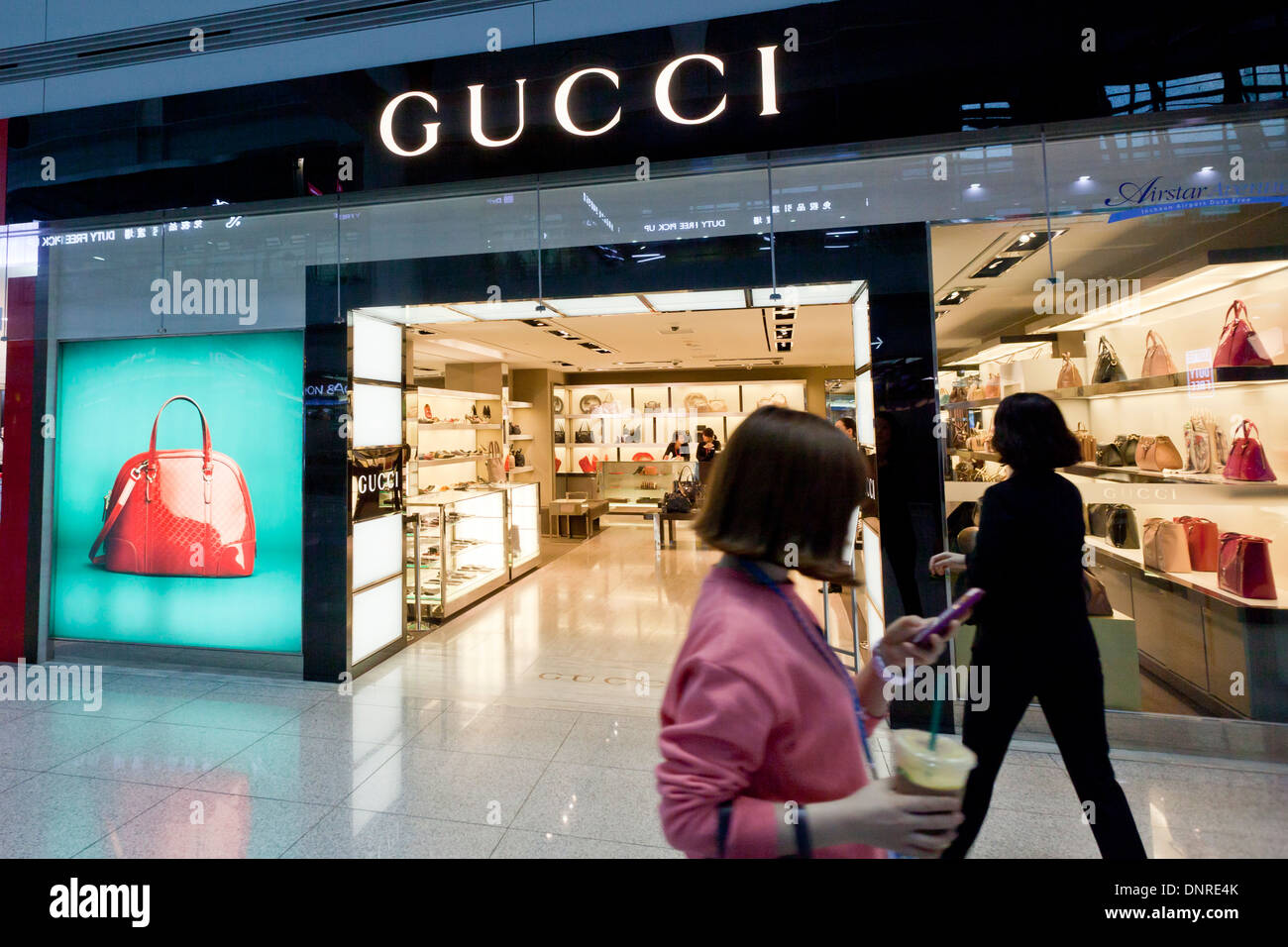 Gucci storefront at Incheon International Airport - South Korea Stock Photo  - Alamy