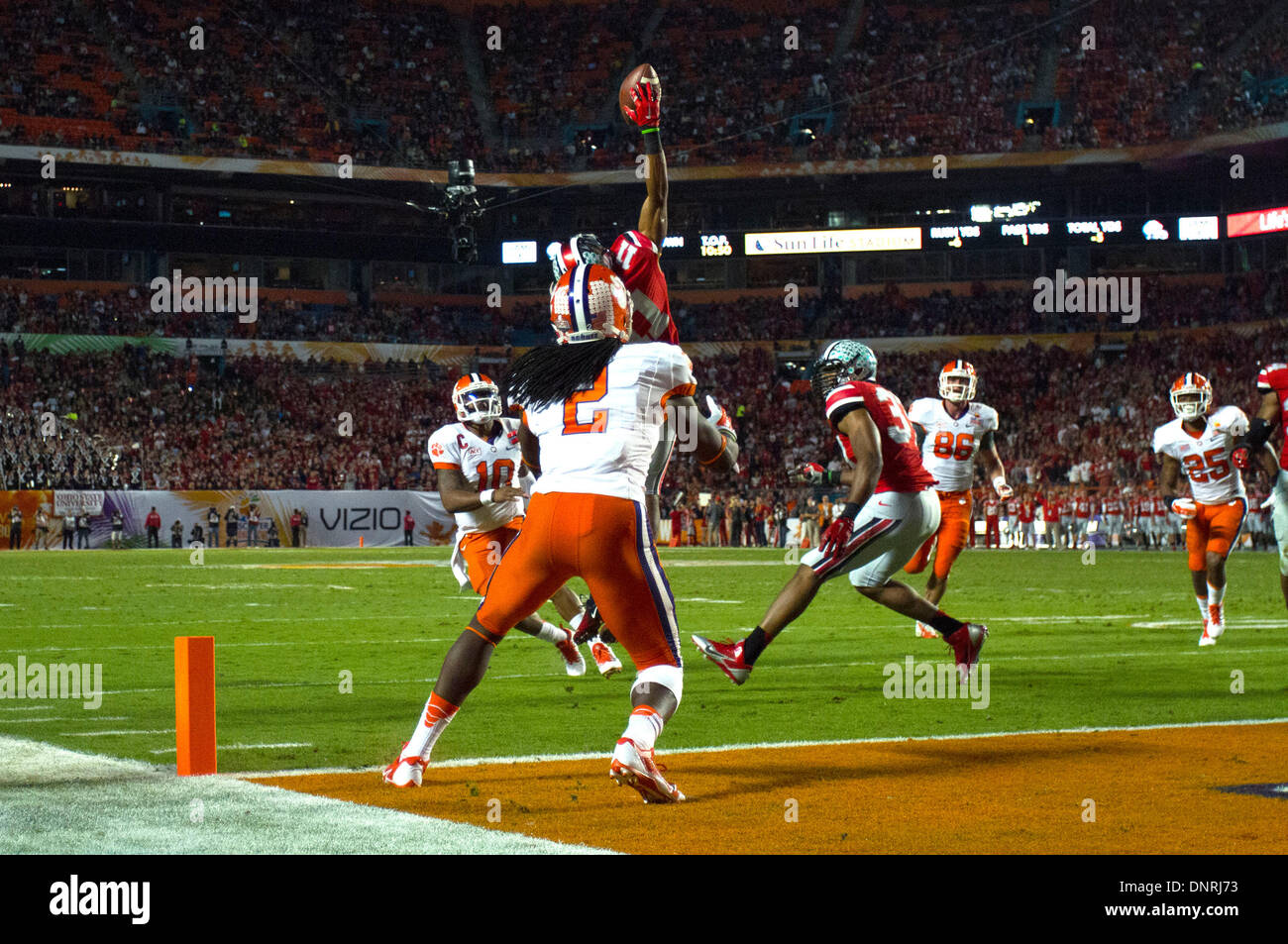 Vonn Bell Ohio State Buckeyes Licensed Unsigned Photo (2)