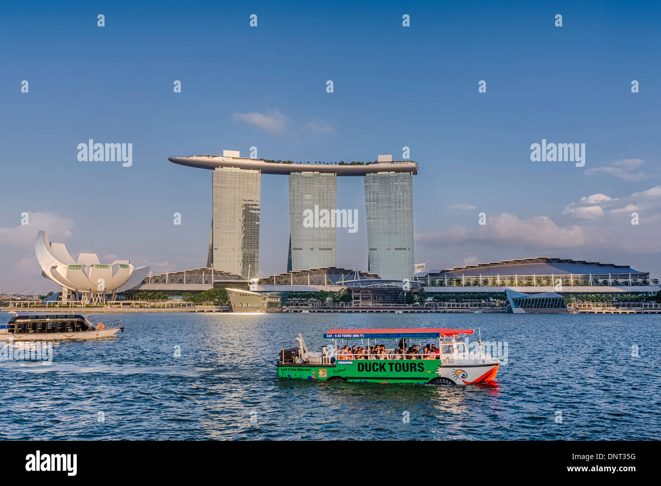 Marina bay sands singapore hi-res stock photography and images - Alamy