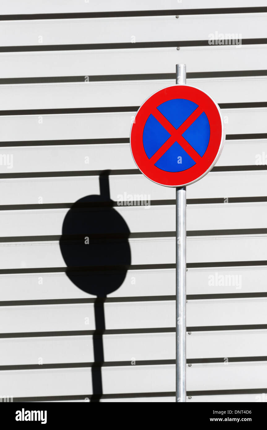 No parking traffic sign hi-res stock photography and images - Alamy
