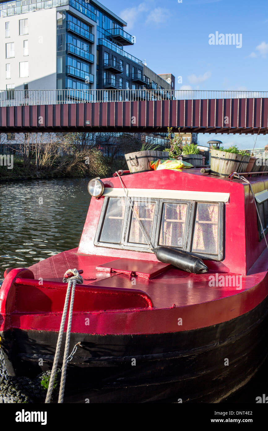 Houseboat on River Lee Navigation, Hackney Wick, London, United Kingdom Stock Photo