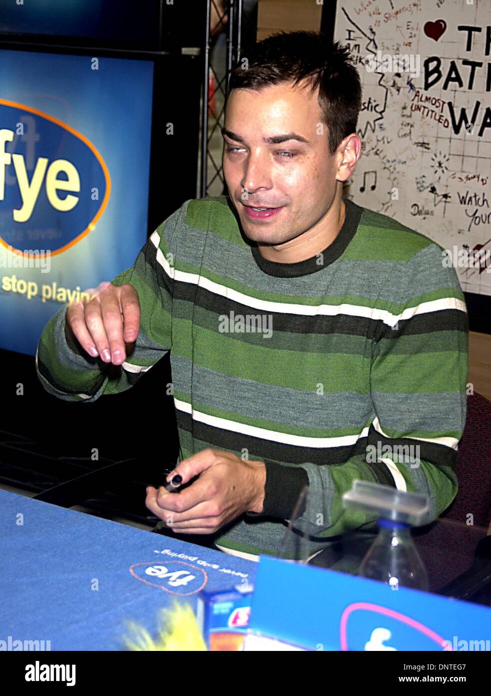 July 9, 2000 K25978JKRON SD0827.MULTI TALENTED COMIC, MUSICIAN