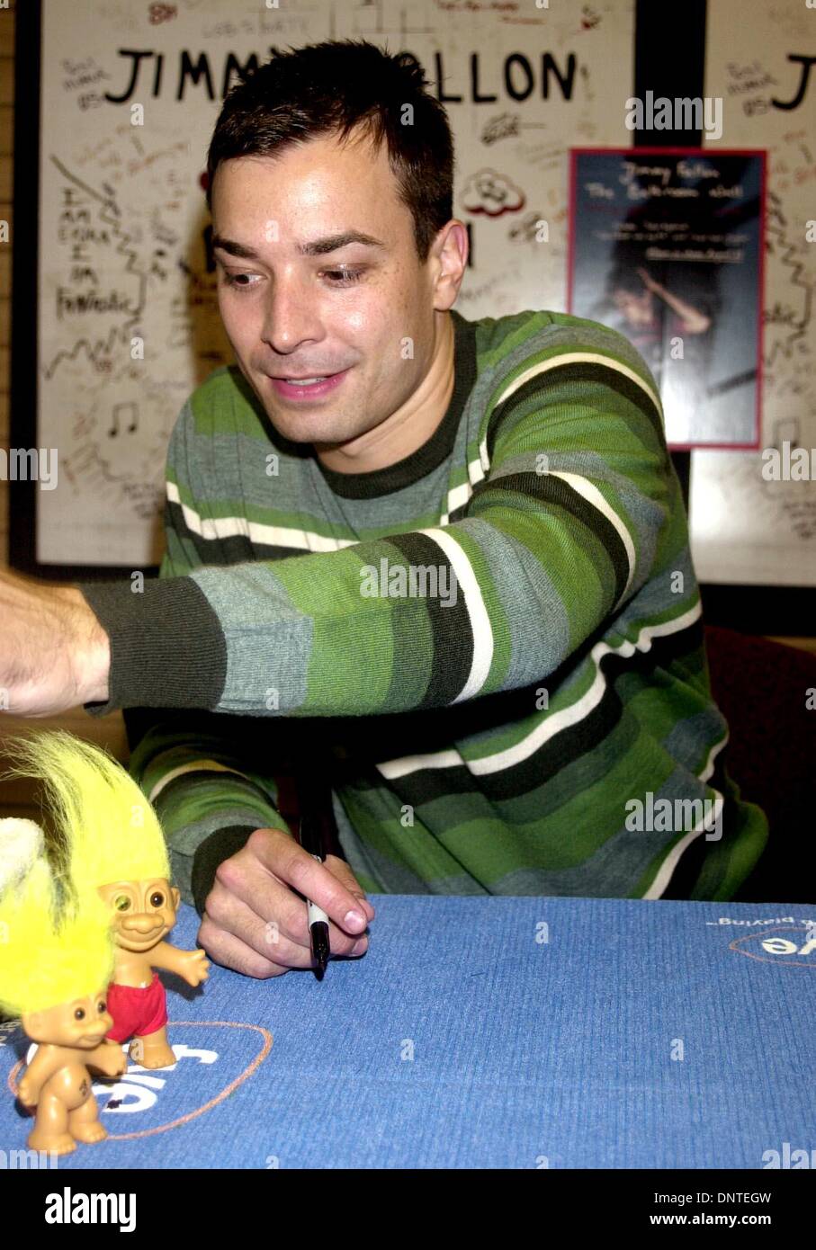 July 9, 2000 K25978JKRON SD0827.MULTI TALENTED COMIC, MUSICIAN