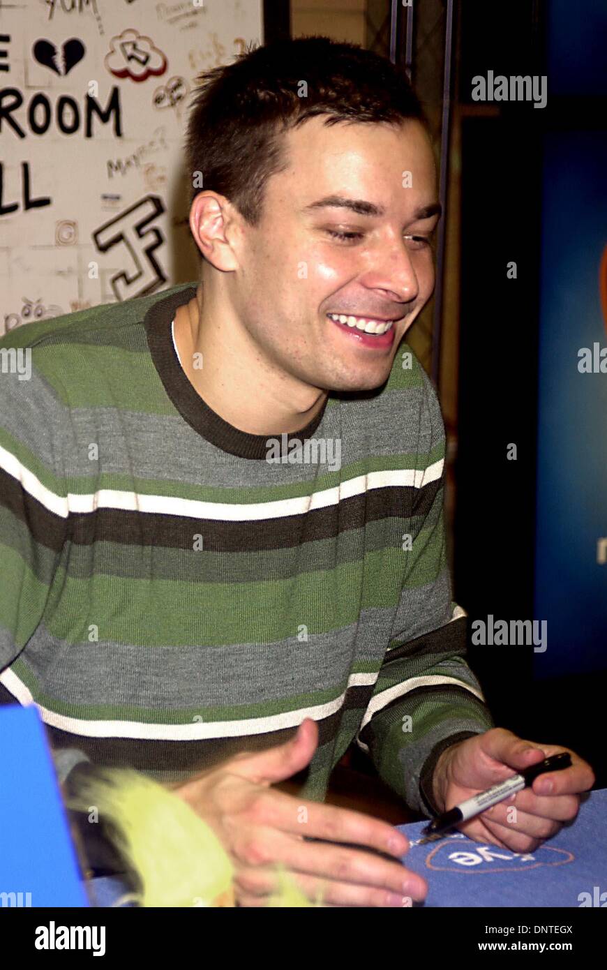 July 9, 2000 K25978JKRON SD0827.MULTI TALENTED COMIC, MUSICIAN