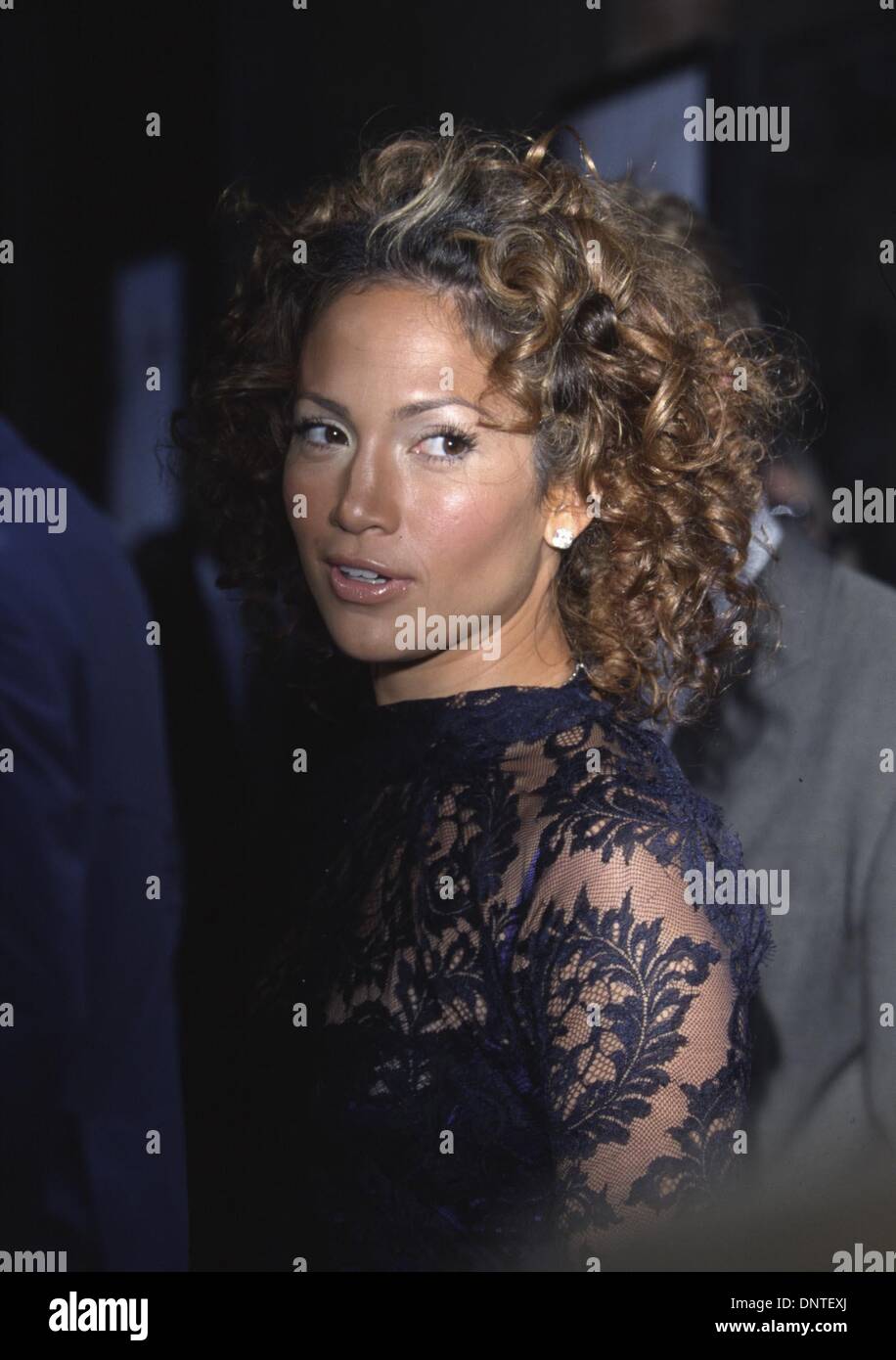 May 15, 2001 - K21846TR                                                     SDO515.''  '' ANGEL EYES'' PREMIERE THE EGYPTIAN THEATRE.        HOLLYWOOD CA..                                                                             JENNIFER LOPEZ. .   TOM RODRIGUEZ /    C) 2001(Credit Image: © Globe Photos/ZUMAPRESS.com) Stock Photo