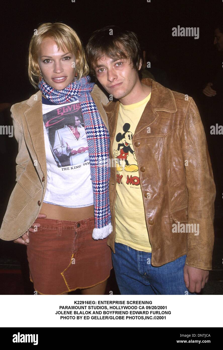 Sept. 21, 2001 - K22916EG: ENTERPRISE SCREENING.PARAMOUNT STUDIOS,  HOLLYWOOD CA 09/20/2001.JOLENE BLALOK AND BOYFRIEND EDWARD FURLONG. ED  GELLER/ 2001(Credit Image: © Globe Photos/ZUMAPRESS.com Stock Photo - Alamy