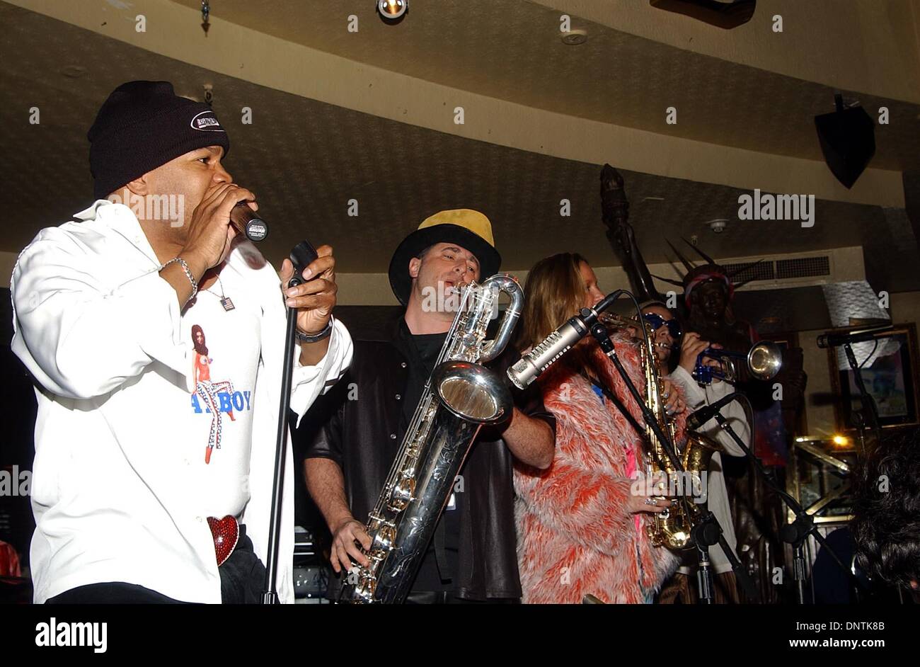 Mar. 23, 2002 - K24536AG: KELLY PERINE CELEBRATED HIS 33RD BIRTHDAY