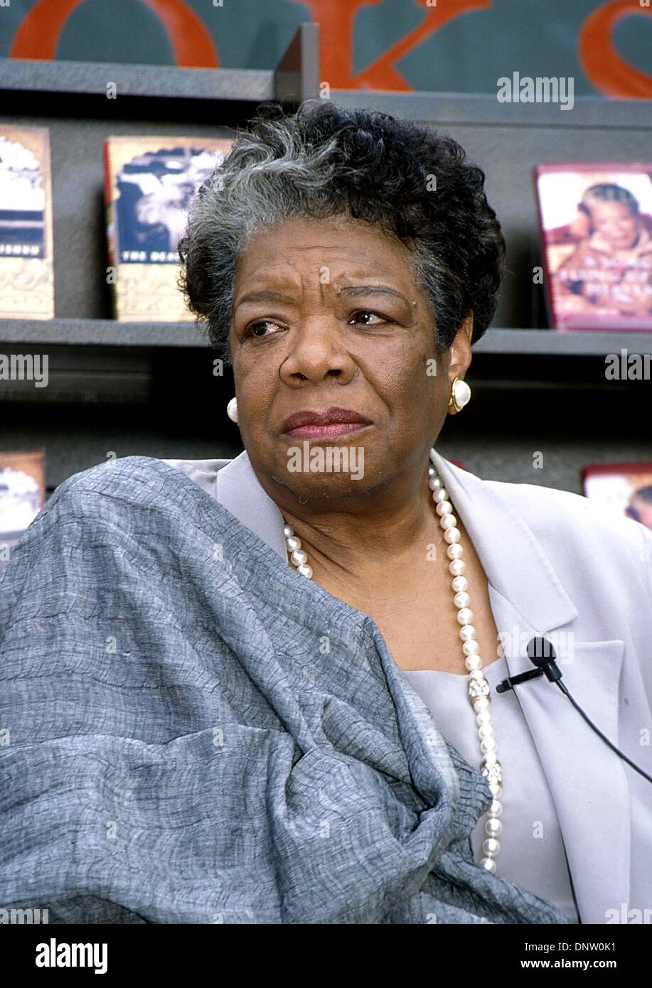 Apr 29 2002 Hollywood Ca Usa K24856mr Barnes And Noble