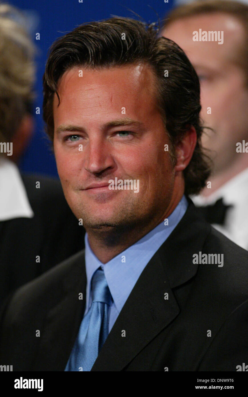 jan-13-2002-matthew-perry-28th-people-s-choice-awards-civic-auditorium-pasadena-usa-alec