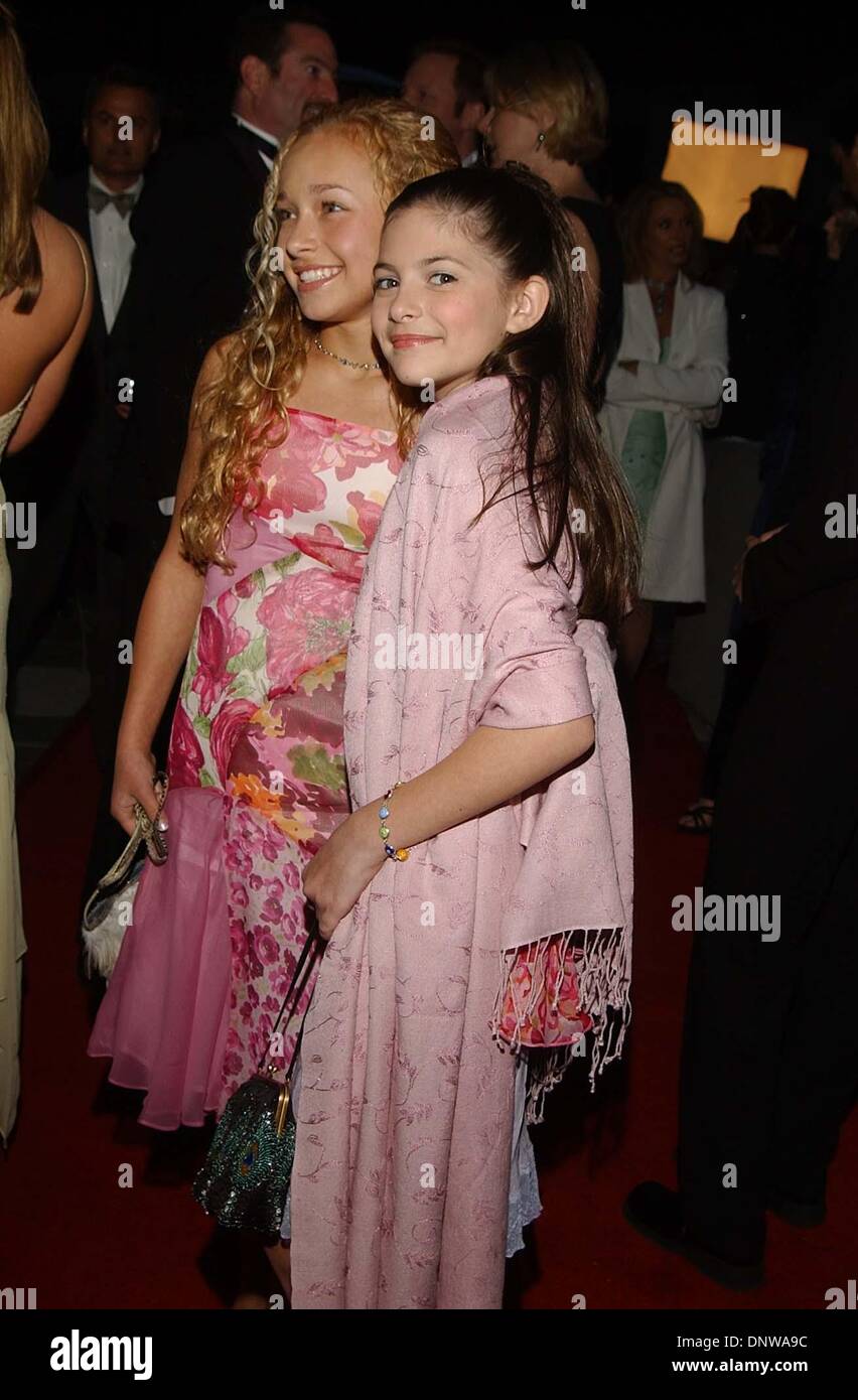 Mar. 20, 2002 - K24481AG: THE 10TH ANNUAL MOVIEGUIDE AWARDS.THE SKIRBALL CULTURAL CENTER, LA, CA 03/20/2002.HAYDEN PANETTIERE AND MEREDITH DEANE. AMY GRAVES/   2002.(D)(Credit Image: © Globe Photos/ZUMAPRESS.com) Stock Photo