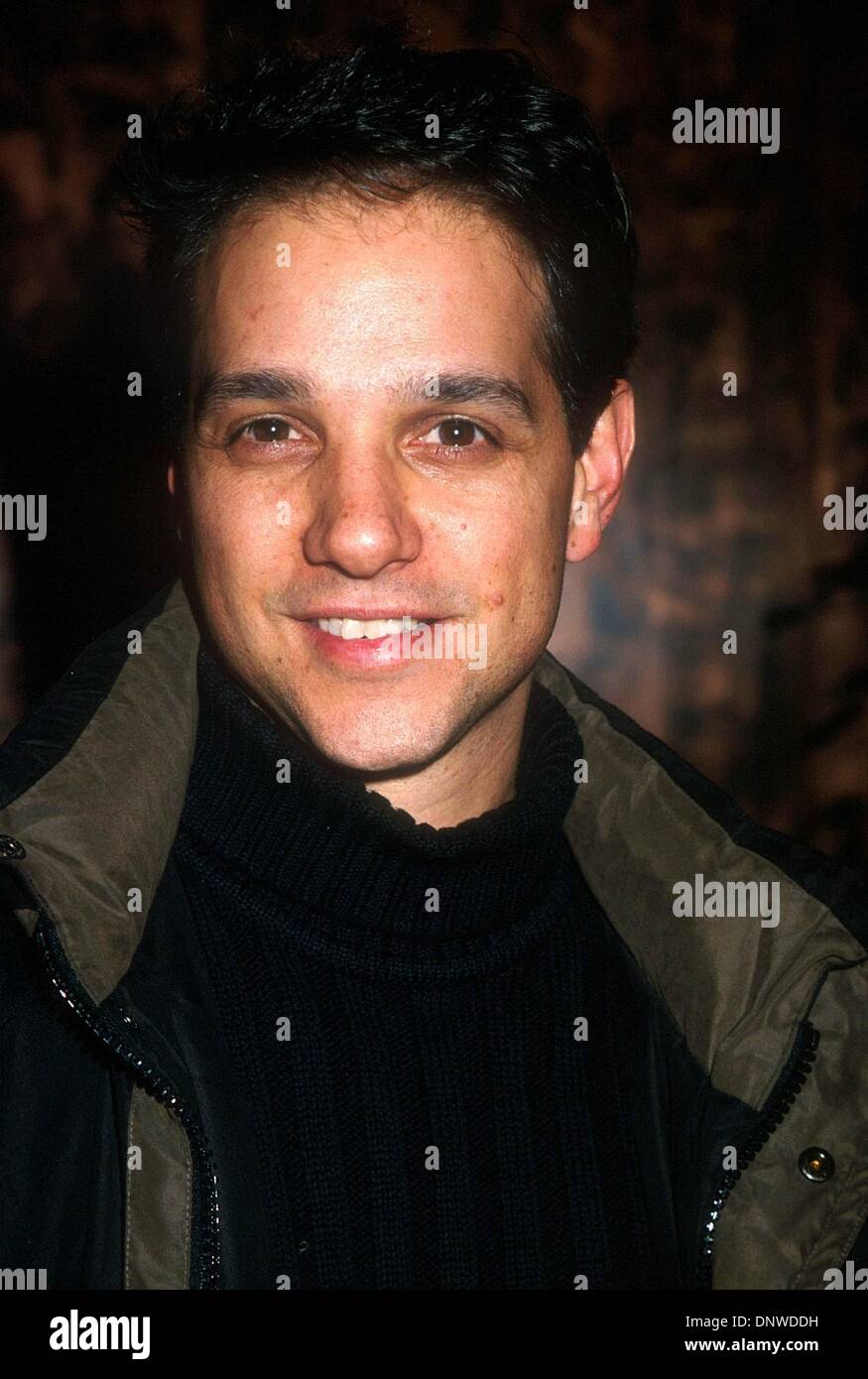 Ralph macchio 2002 hi-res stock photography and images - Alamy