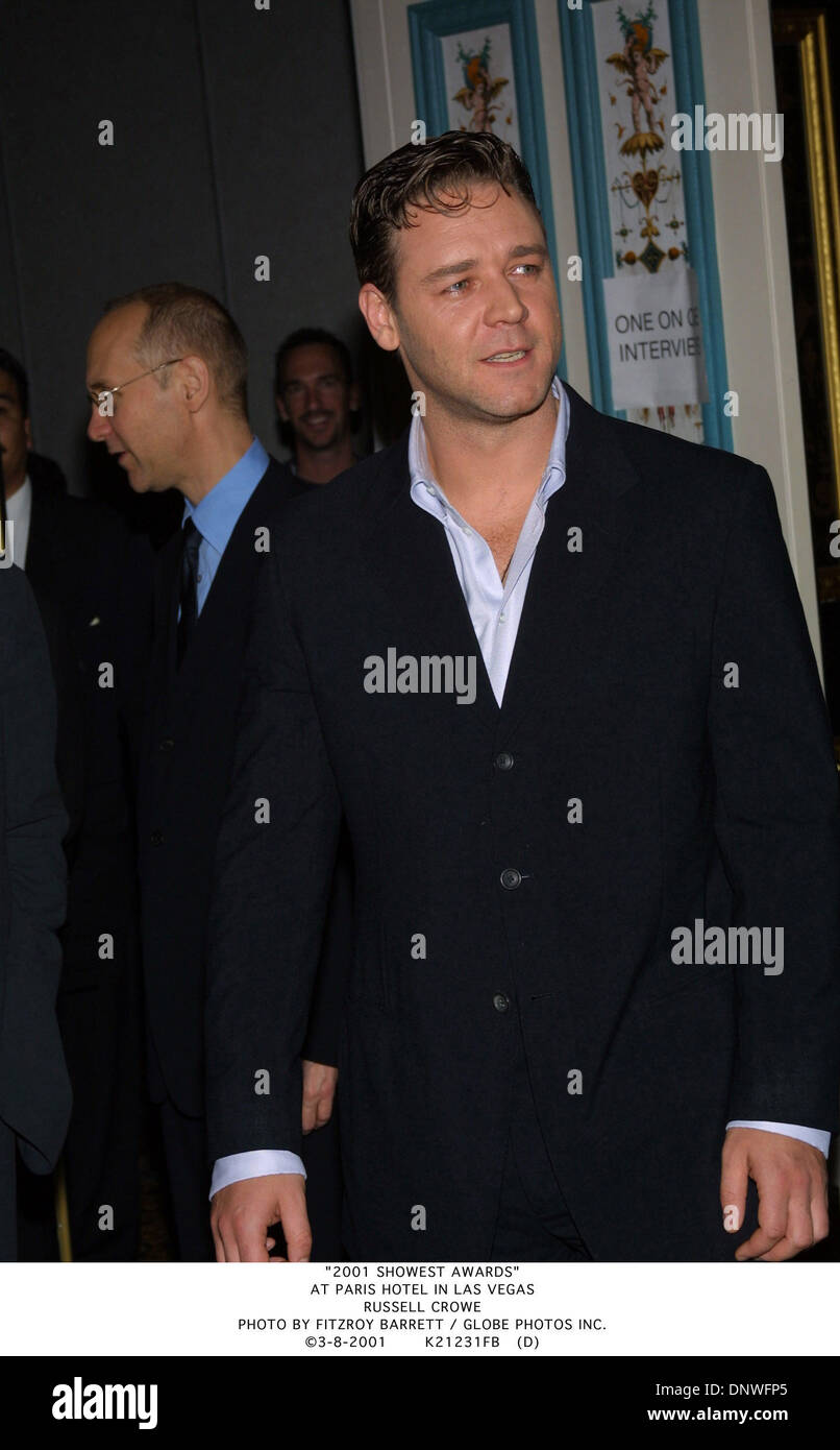 Mar. 8, 2001 - ''2001 SHOWEST AWARDS''.AT PARIS HOTEL IN LAS VEGAS.RUSSELL CROWE. FITZROY BARRETT / 3-8-2001 K21231FB (D)(Credit Image: © Globe Photos/ZUMAPRESS.com) Stock Photo