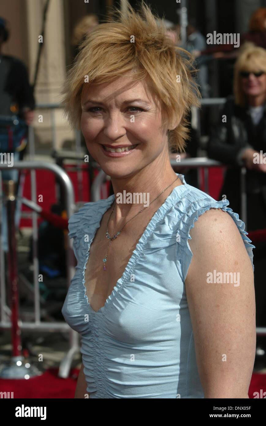 Mar. 16, 2002 - Dee Wallace Stone.20th Anniversary ReRelease of ''ET''.Shrine Auditorium, Los Angeles, USA.March 16, 2002. Alec Michael.Â©    2002.K24447AM(Credit Image: © Globe Photos/ZUMAPRESS.com) Stock Photo