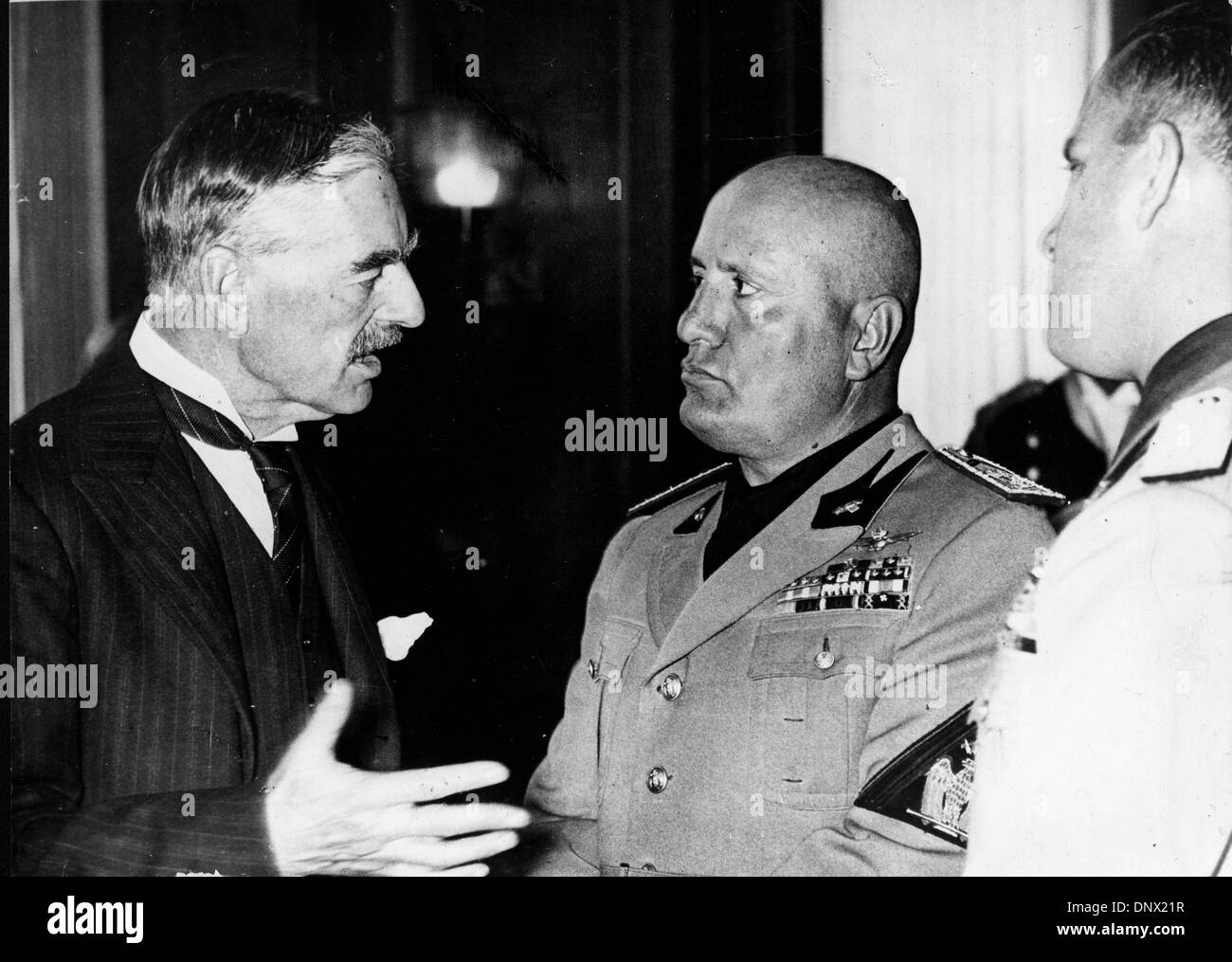 Sept. 30, 1938 - Munich, Germany - BENITO MUSSOLINI (1883-1945) the Italian dictator and leader of the Fascist movement talking with CHAMERLAIN at a conference in Munich. (Credit Image: © KEYSTONE Pictures USA/ZUMAPRESS.com) Stock Photo