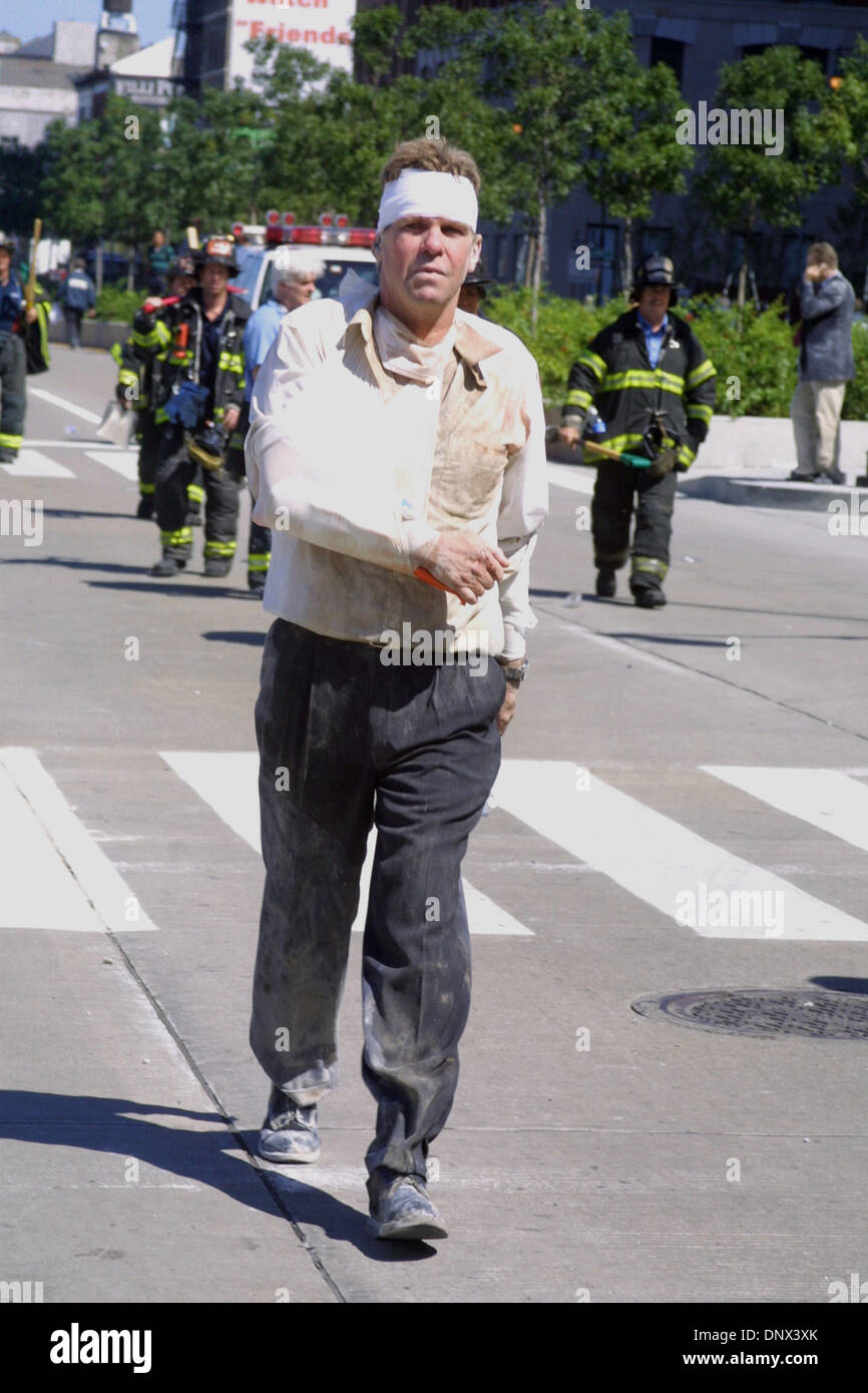 Sept. 11, 2001 - New York, New York, U.S. - A wounded New York man in shock after the World Trade Center attack..(Credit Image: © Nancy Kaszerman/ZUMAPRESS.com) Stock Photo
