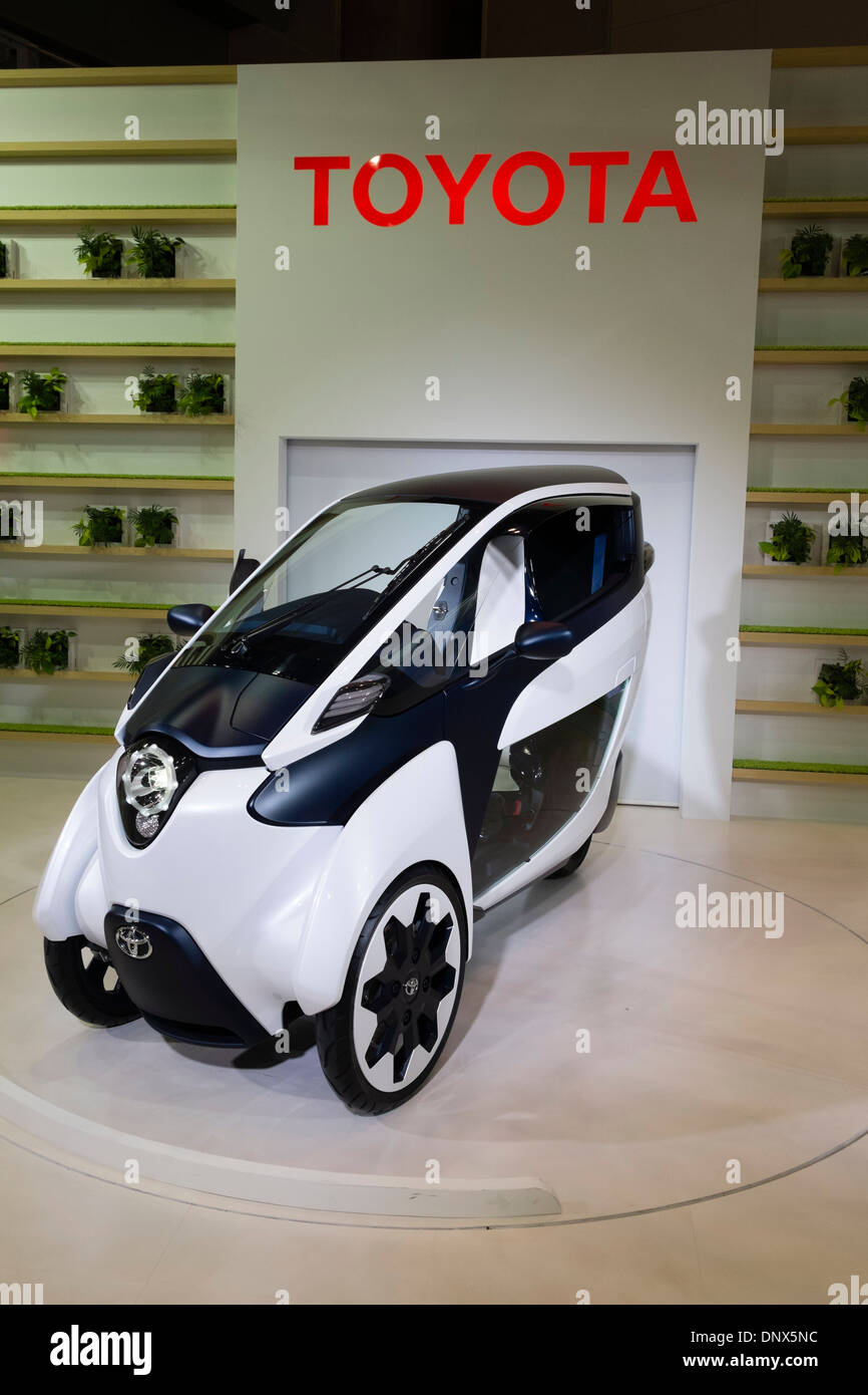 Toyota electric i-Ride concept vehicle at Tokyo Motor Show 2013 in Japan Stock Photo