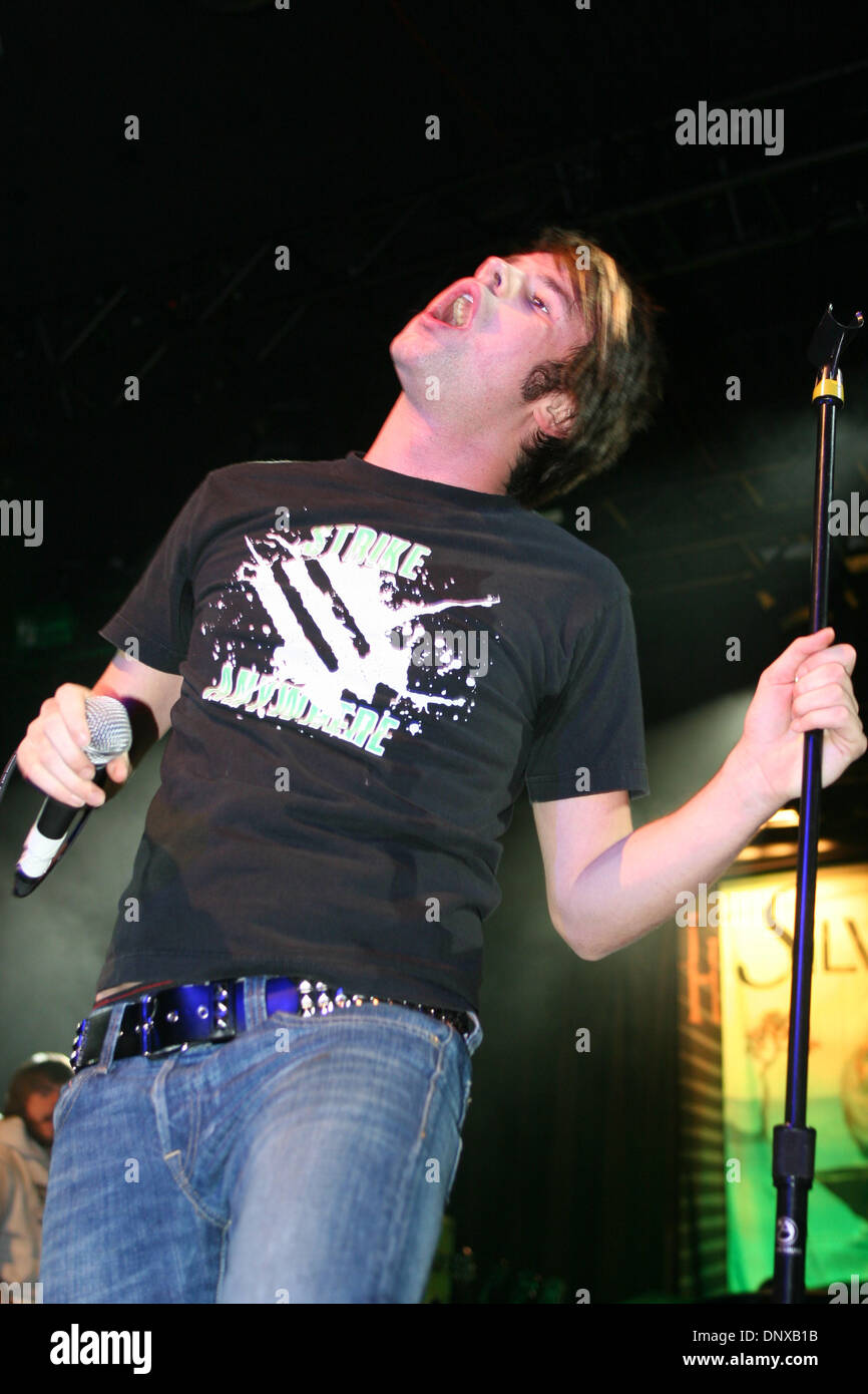 Dec 04, 2005; New York, NY, USA; Silverstein performs at the Nokia Theater in New York on Dec. 4, 2005. Mandatory Credit: Photo by Aviv Small/ZUMA Press. (©) Copyright 2005 by Aviv Small Stock Photo