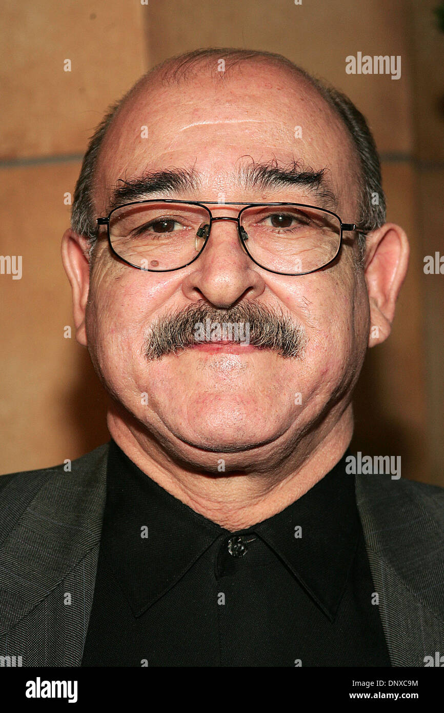 кевин бейкон 1990. тони сирико молодой. тони сирико в мафии. тони сирико 2022. тони сирико крестный отец 2.