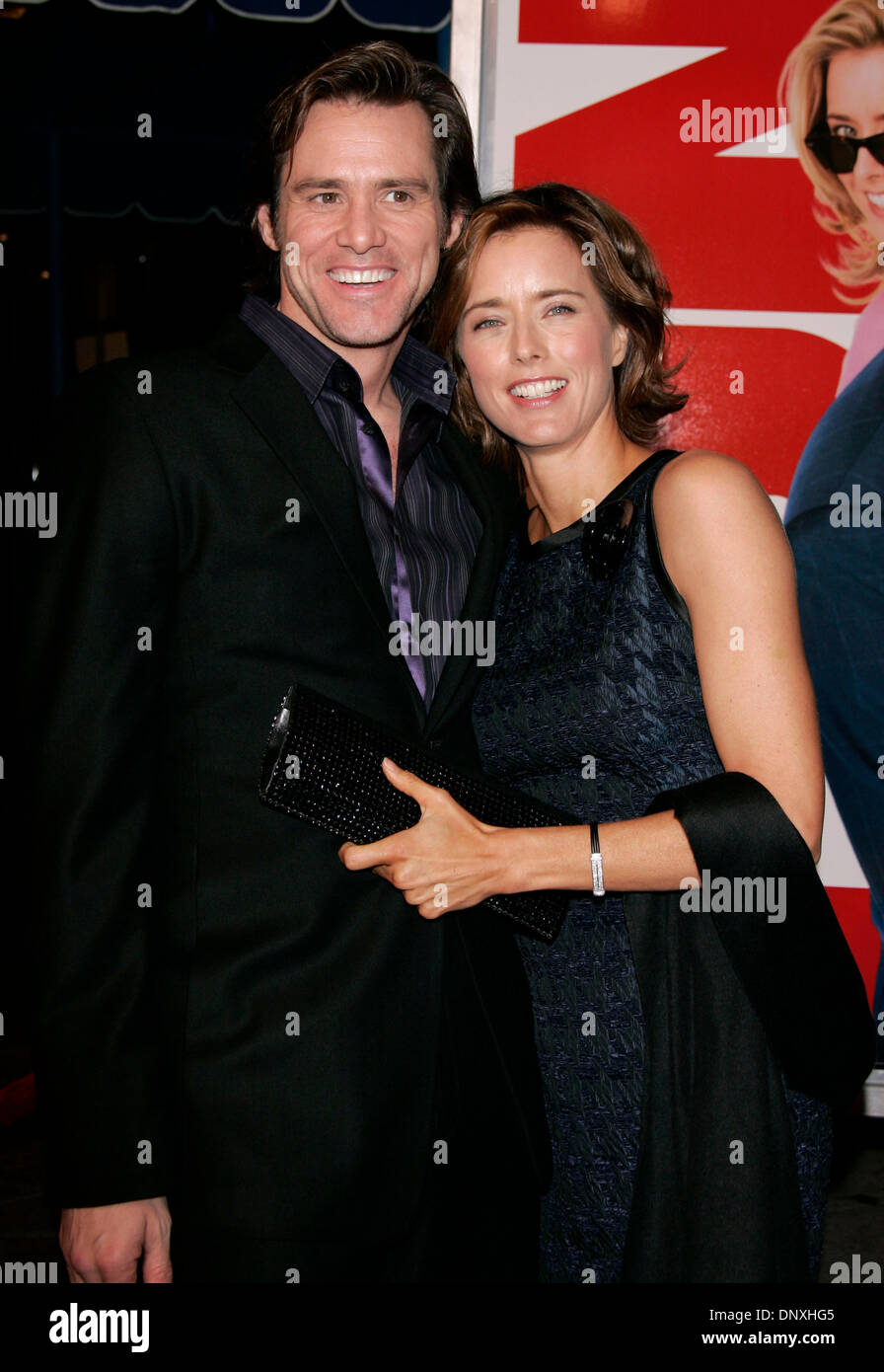 Dec 13, 2005; Westwood, California, USA; Actor JIM CARREY & Actress TEA