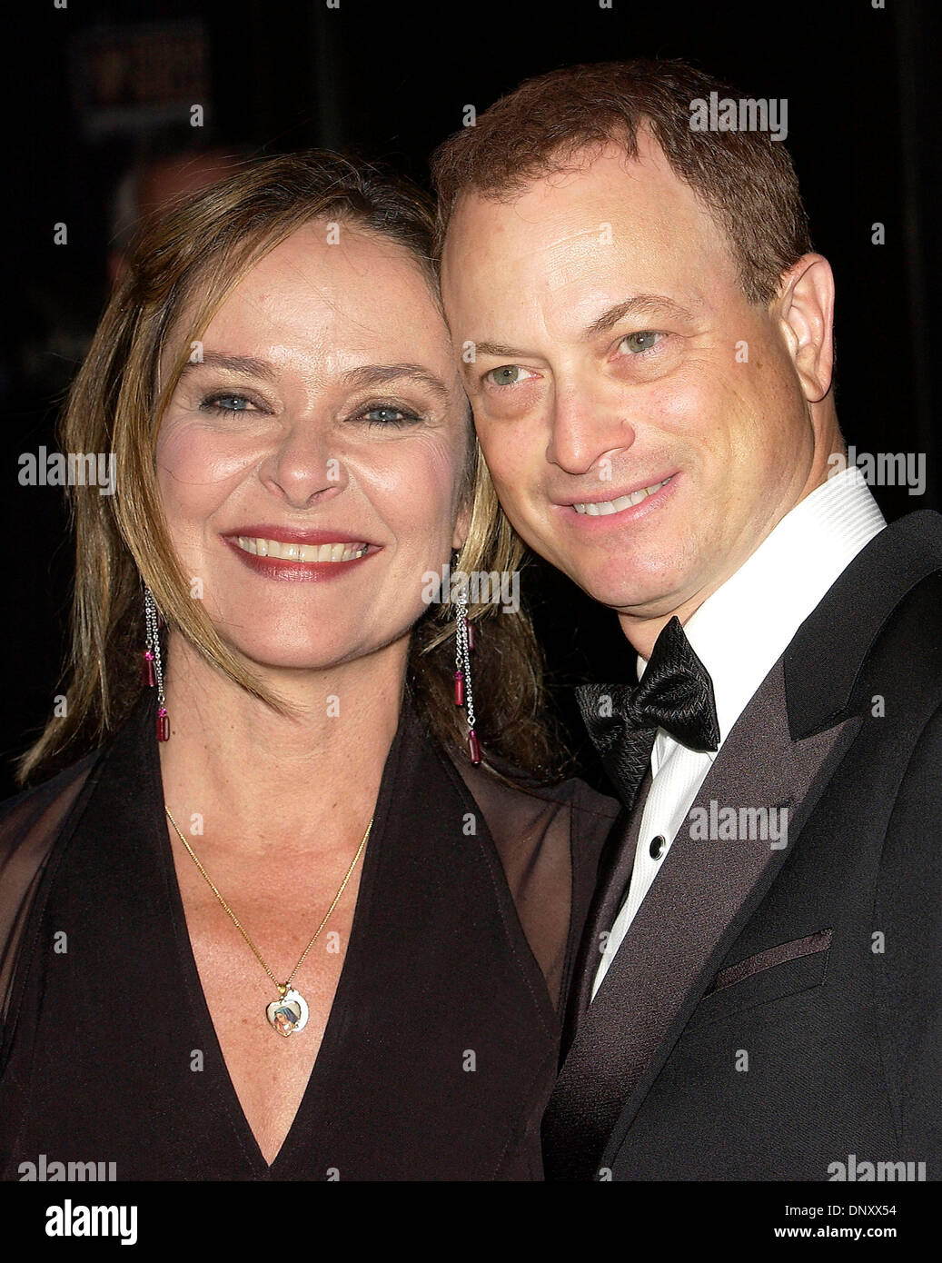 January 7, 2006; Palm Springs, CA, USA; Actress MOIRA HARRIS (L) and actor GARY SINISE at the 17th Annual Palm Springs International Film Festival Gala Awards presentation at the Palm Springs Convention Center.. Mandatory Credit: Photo by Vaughn Youtz/ZUMA Press. (©) Copyright 2005 by Vaughn Youtz. Stock Photo