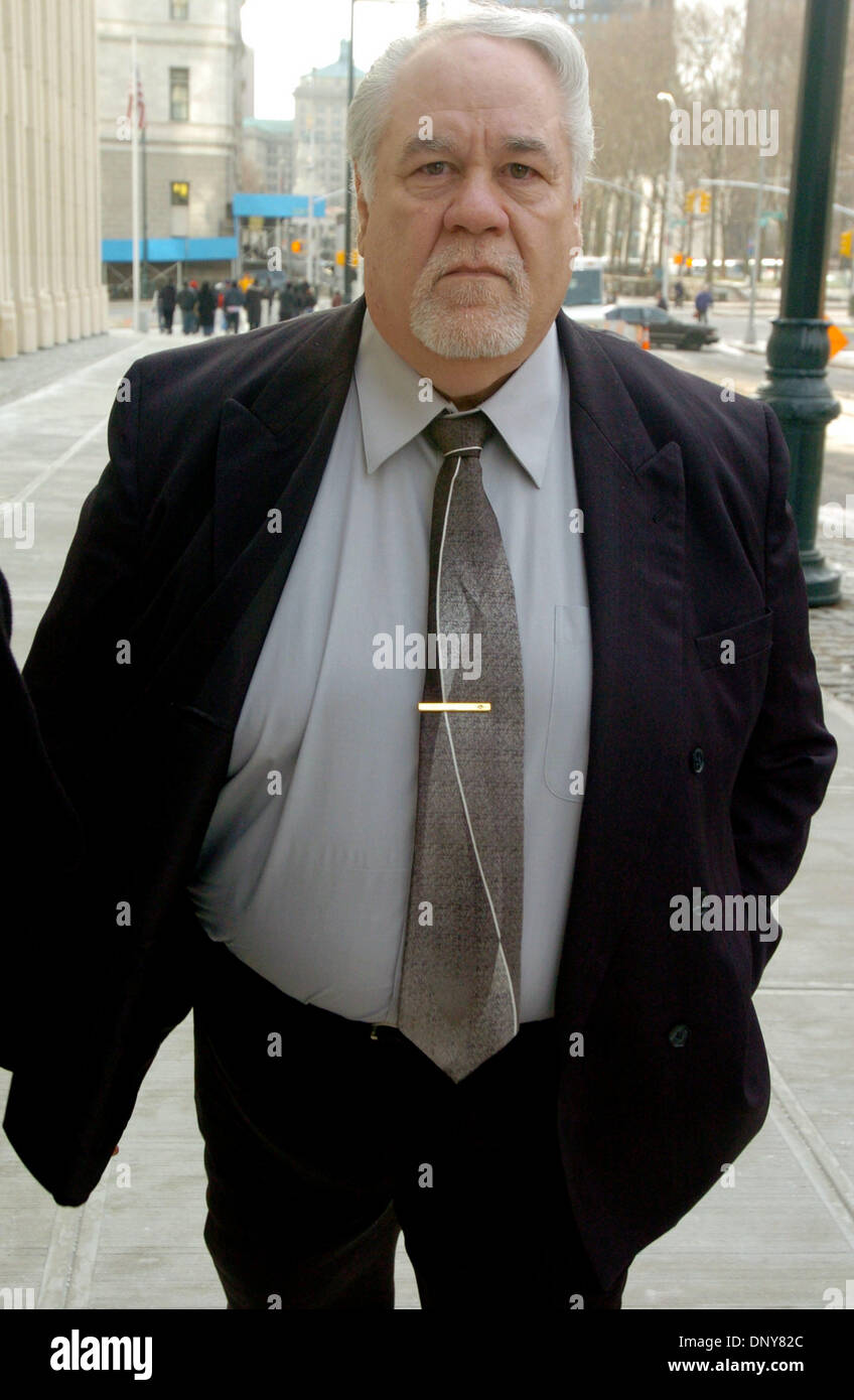 Jan 17 2006 Brooklyn New York Usa Reputed Mafia Cop Louis