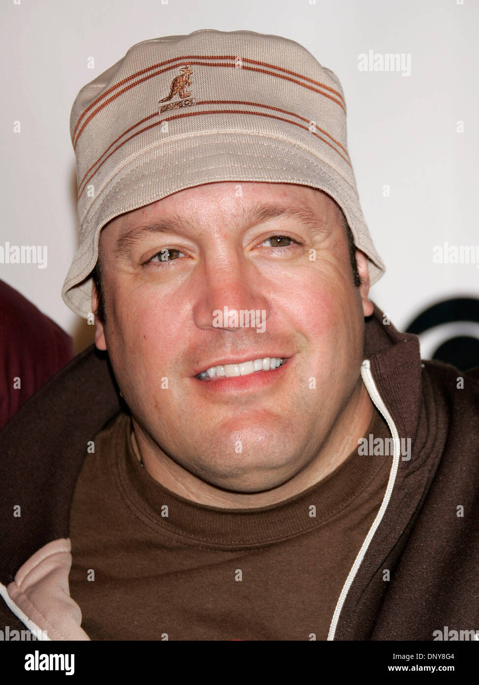Kevin james king of queens hi-res stock photography and images - Alamy