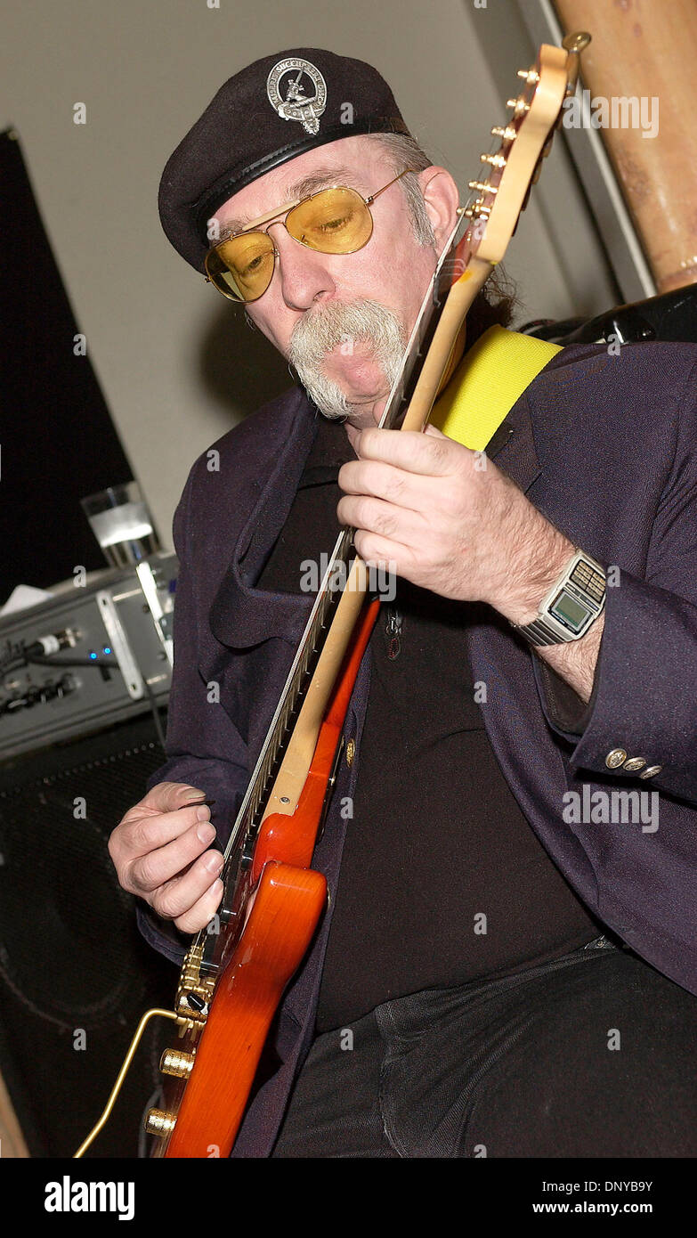 Jeff baxter hi-res stock photography and images - Alamy