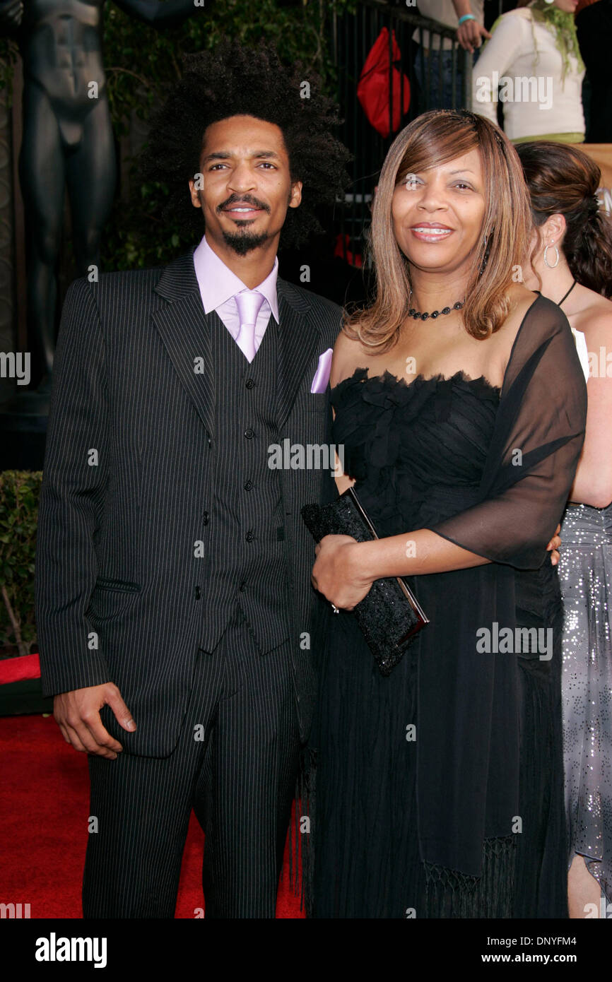 Jan 29, 2006; Los Angeles, CA, USA; EDDIE STEEPLES and guest arriving at the 12th Annual Screen Actors Guild Awards held at the Shrine Exposition Center. Mandatory Credit: Photo by Lisa O'Connor/ZUMA Press. (©) Copyright 2006 by Lisa O'Connor Stock Photo