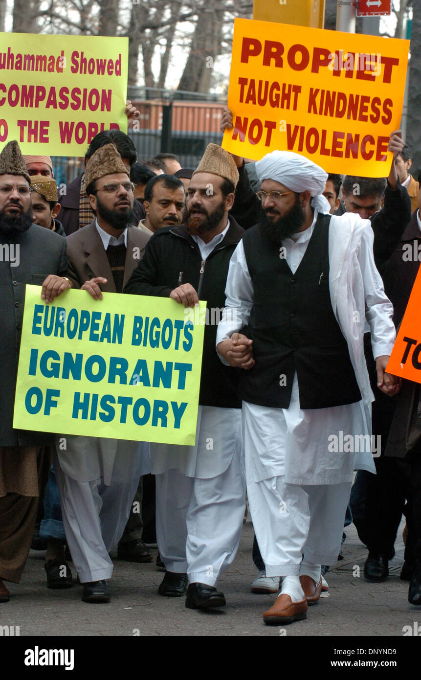 Feb 05, 2006; Manhattan, New York, USA; The Islamic Circle of North America-NY hosts a rally and prayers near the United Nations to condemn what it calls deflamatory cartoons of Muhammad that appeared in a Danish daily newspaper. Hundreds of Muslims called on the governments of all European countries who have reproduced the cartoon to apologize to Muslims and announce they support  Stock Photo