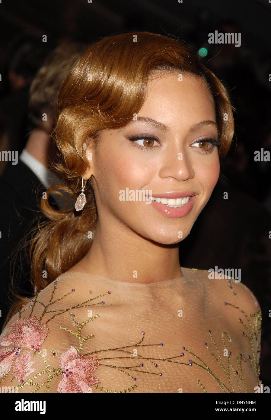 Feb 06, 2006; New York, NY, USA; BEYONCE KNOWLES at the world premiere ...