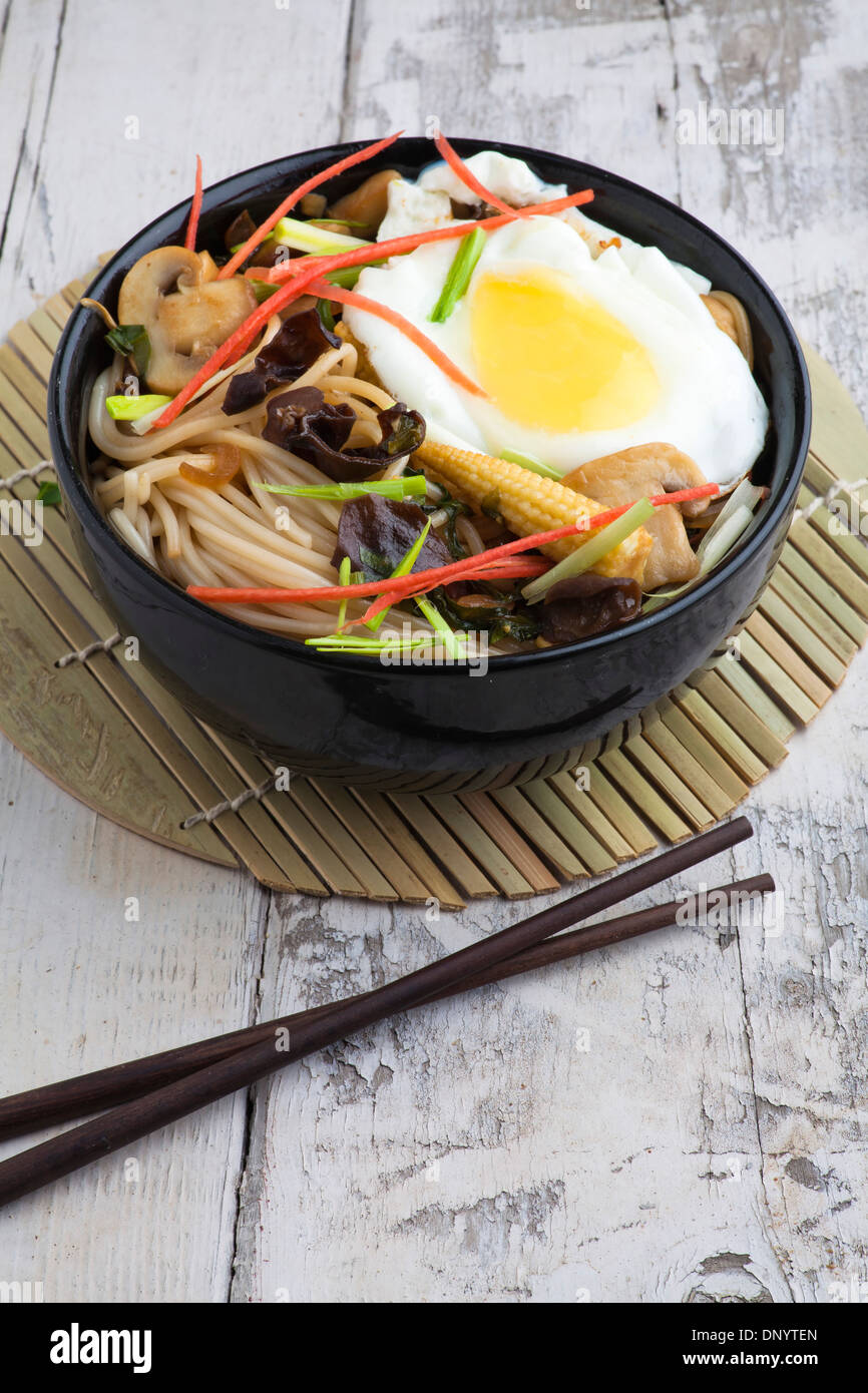 Egg noodles with shiitake mushrooms Stock Photo Alamy