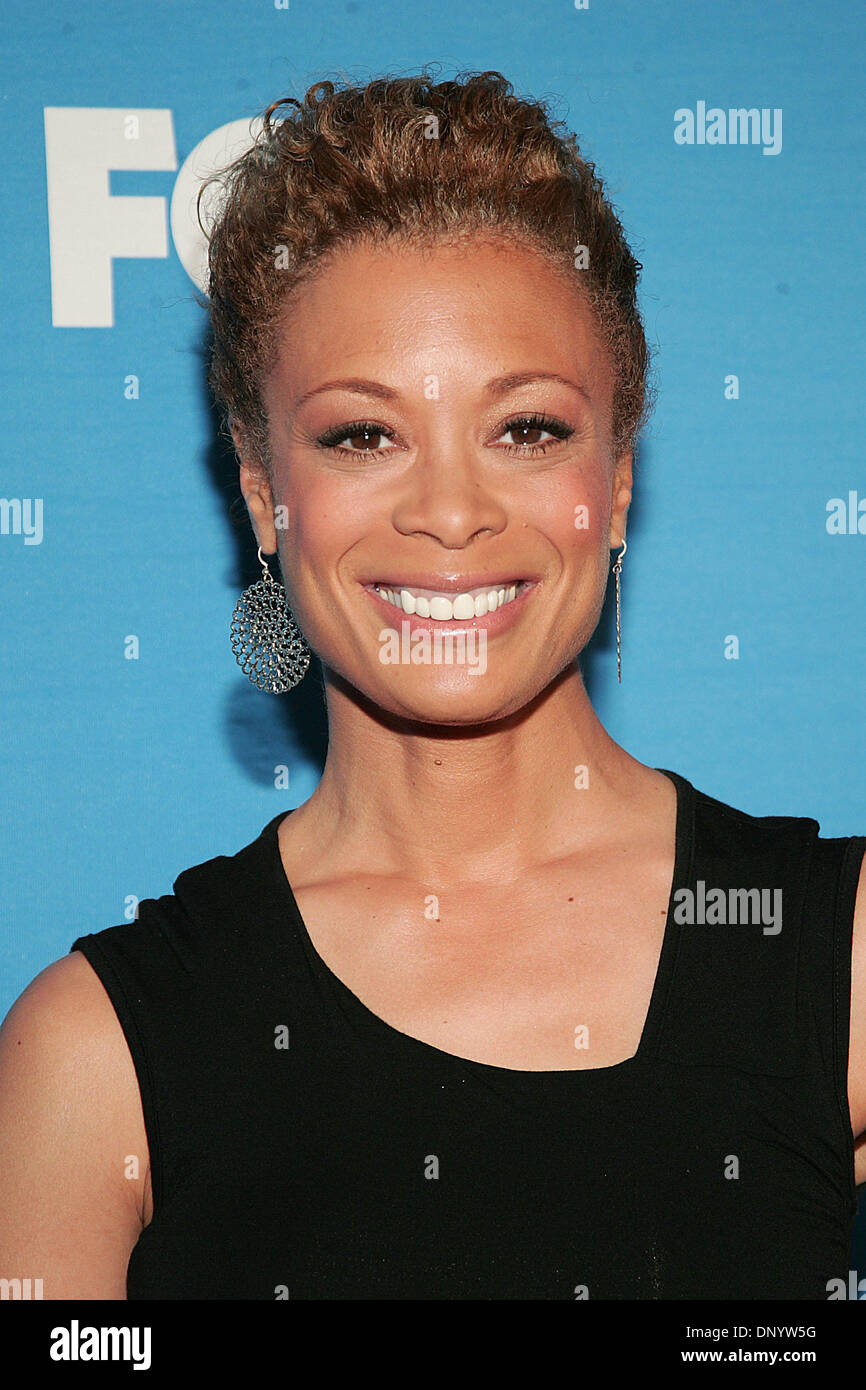 Valarie pettiford hires stock photography and images Alamy