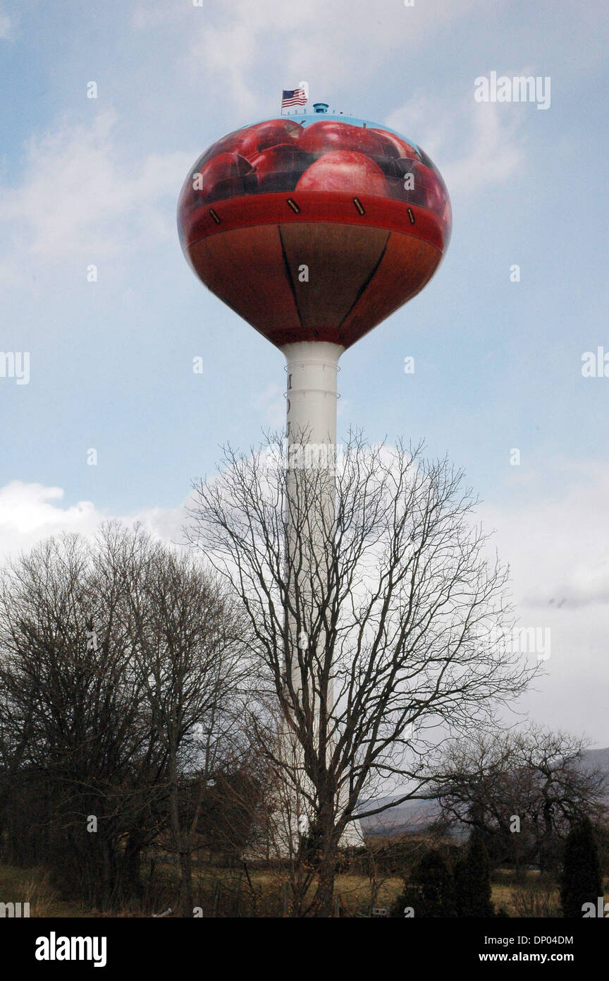 Mt jackson water tower hires stock photography and images Alamy