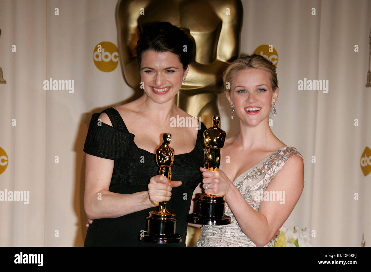 Mar 05, 2006; Hollywood, CA, USA; OSCARS 2006: RACHEL WEISZ 'Best
