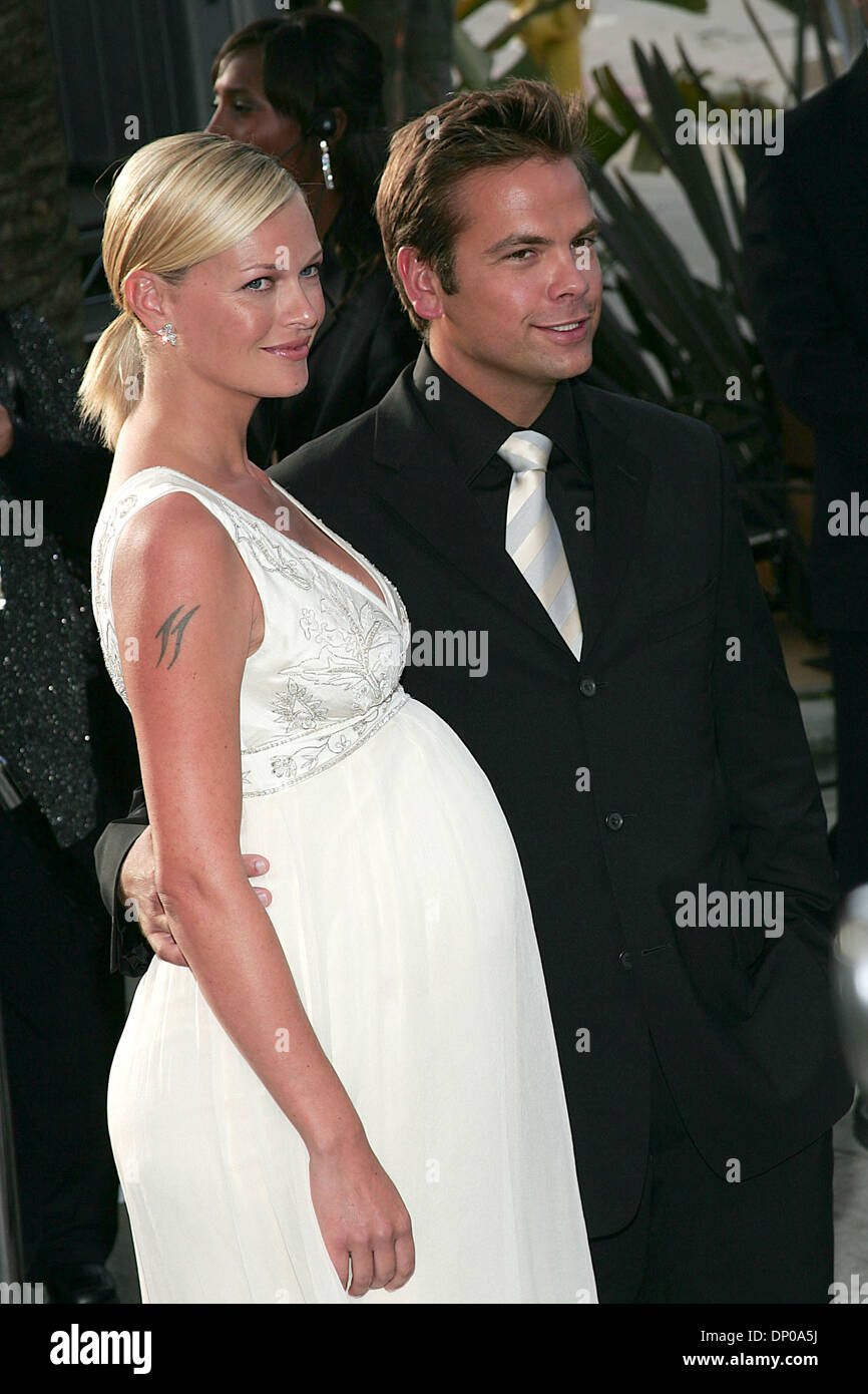 Mar 05, 2006; West Hollywood, CA, USA; SARAH O'HARE and LACHLAN MURDOCH at the 2006 Vanity Fair Oscar Party held at Mortons in West Hollywood, CA. Mandatory Credit: Photo by Jerome Ware/ZUMA Press. (©) Copyright 2006 by Jerome Ware Stock Photo