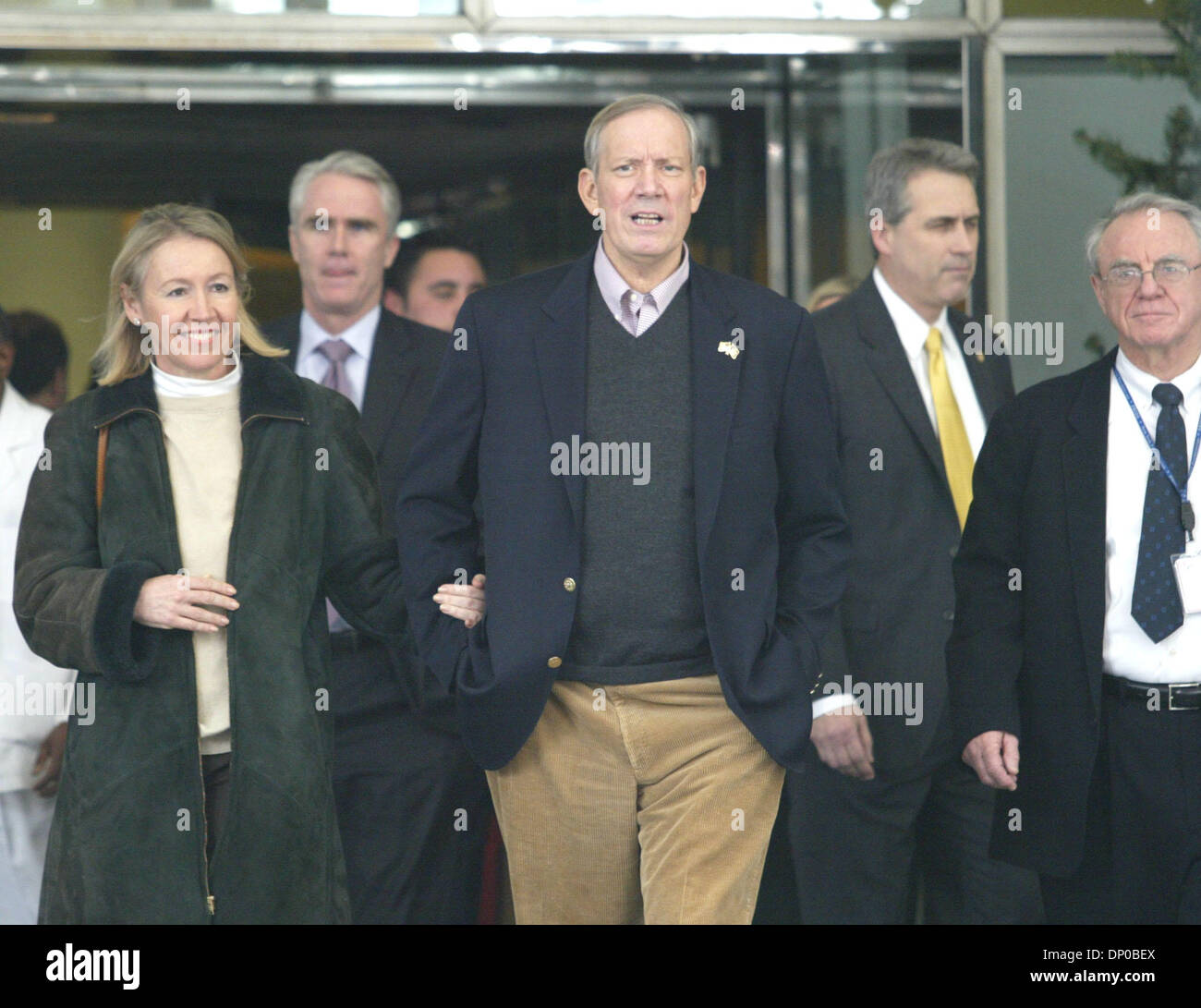 Mar 06, 2006; Manhattan, N.Y., U.S.A; Governor GEORGE PATAKI And his wife LIBBY leaving the  Columbia Presbyterian Hospital in Manhattan after having surgery. Mandatory Credit: Photo by Mariela Lombard/ZUMA Press. (©) Copyright 2006 by Mariela Lombard Stock Photo