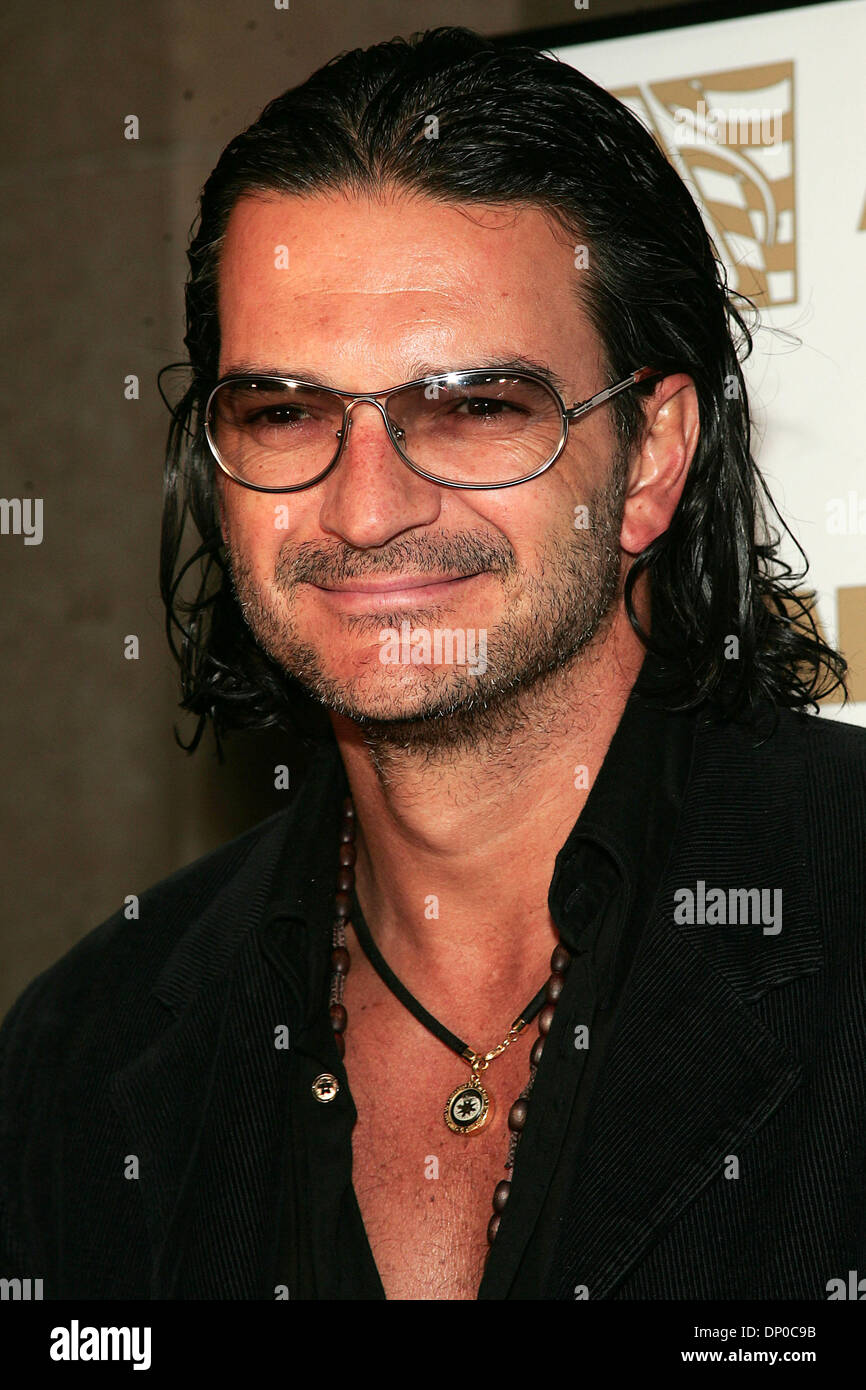 Mar 07, 2006; Beverly Hills, CA, USA; Singer RICARDO ARJONA during