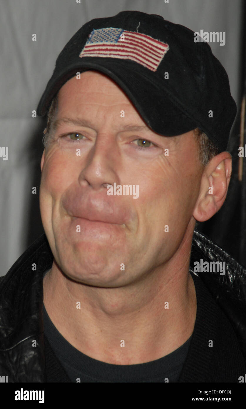 Mar 21, 2006; New York, NY, USA; BRUCE WILLIS at the 