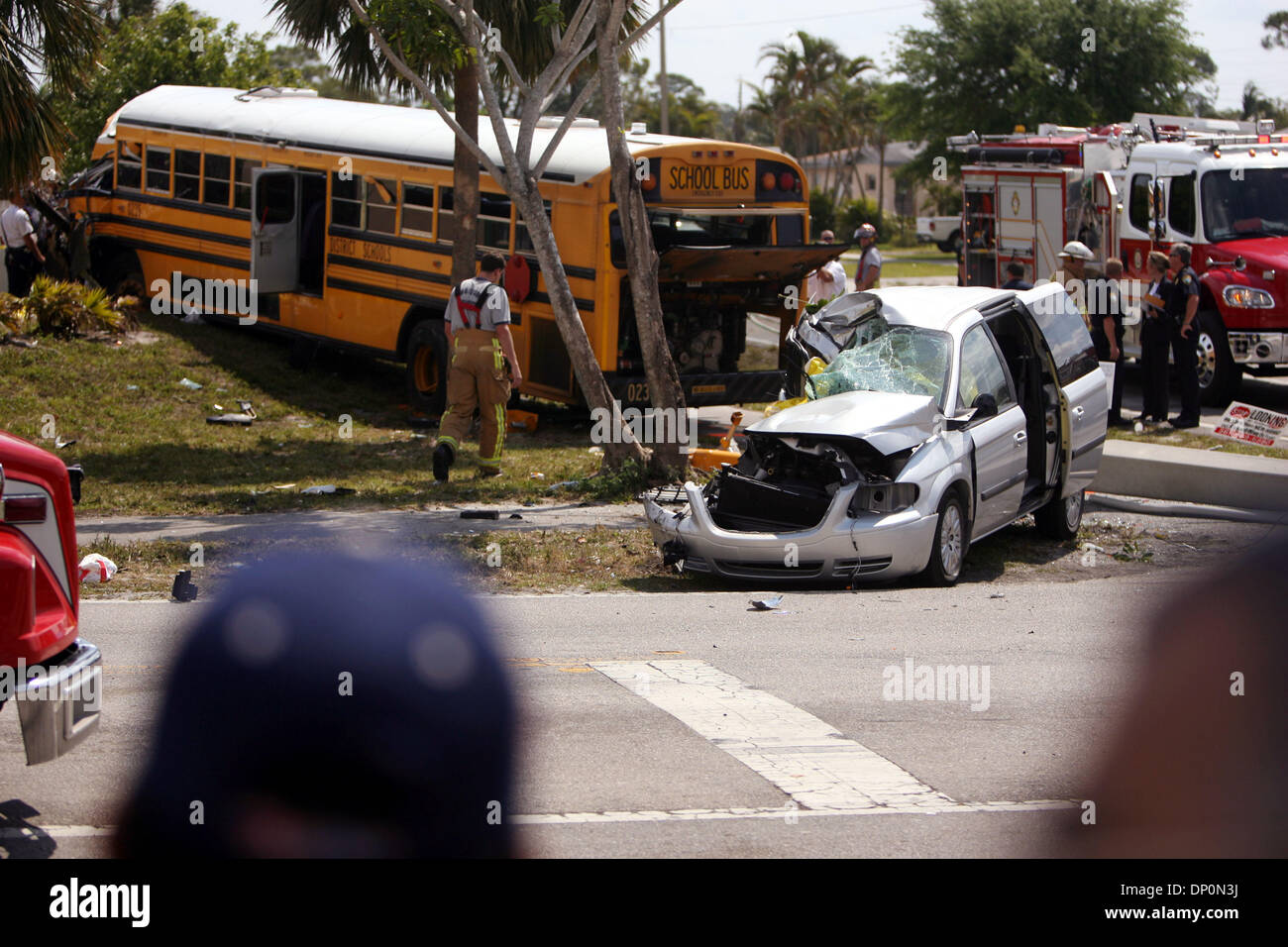 Mar 29, 2006; West Palm Beach, FL, USA; Cynthia Orton, 40, of Stock Photo 65170102 Alamy