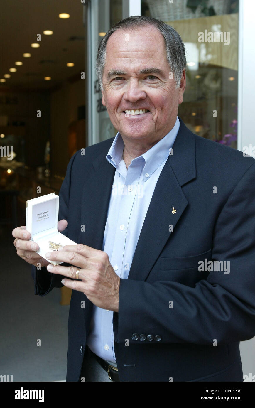 Robert crippen hires stock photography and images Alamy