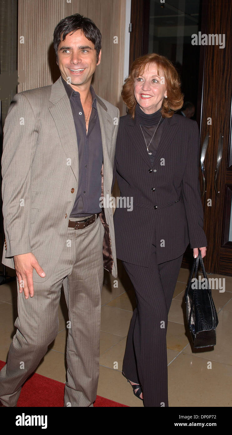 John stamos and mother hi-res stock photography and images - Alamy