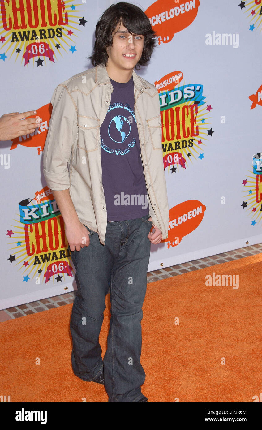Apr 01 06 Los Angeles Ca Usa Singer Teddy Geiger At The 19th Annual Kid S Choice Awards 06 Held At The Pauley Pavillion On The Ucla Campus Mandatory Credit Photo By Paul
