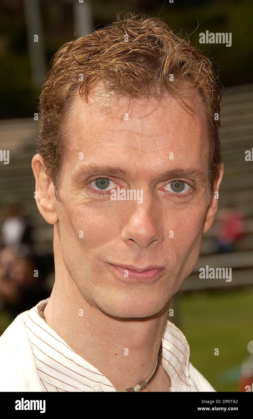 Doug jones actor hires stock photography and images Alamy