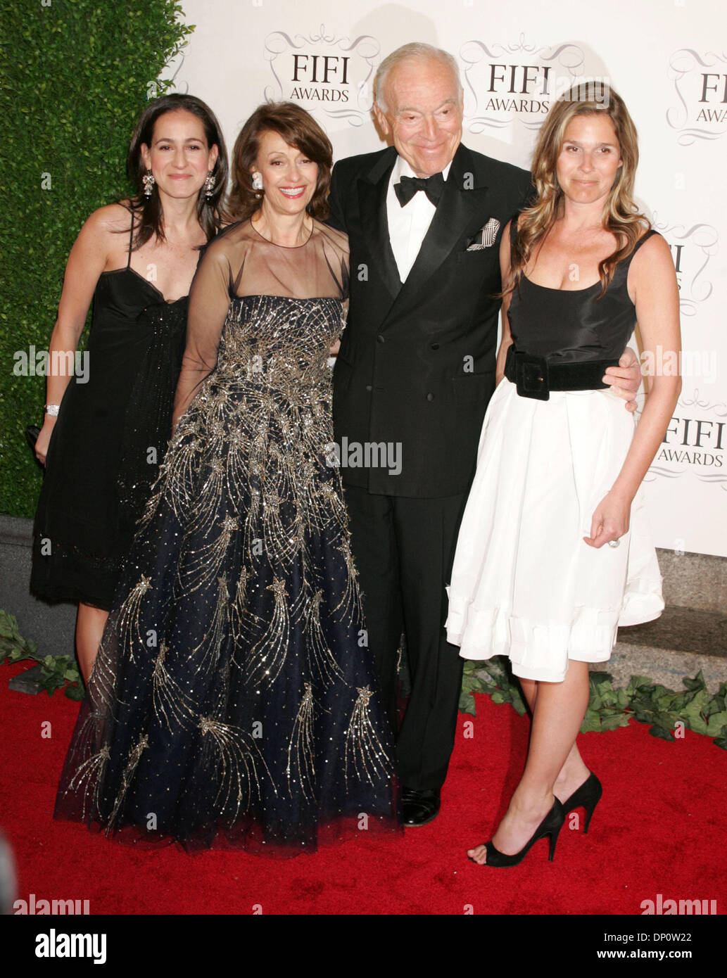Apr 03, 2006; New York, NY, USA; (L-R) JANE LAUDER, EVELYN H. LAUDER