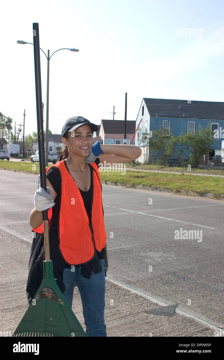 Apr 04, 2006; New Orleans, LA, USA; Actress PAULA PATTON (Hitch), uses