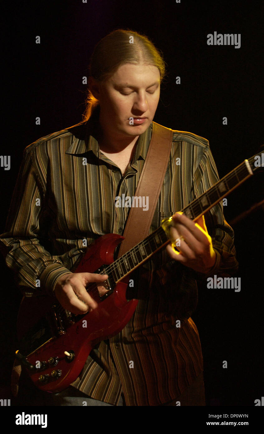 Apr 06, 2006; Raleigh, NC, USA; Guitarist Derek Trucks member of the