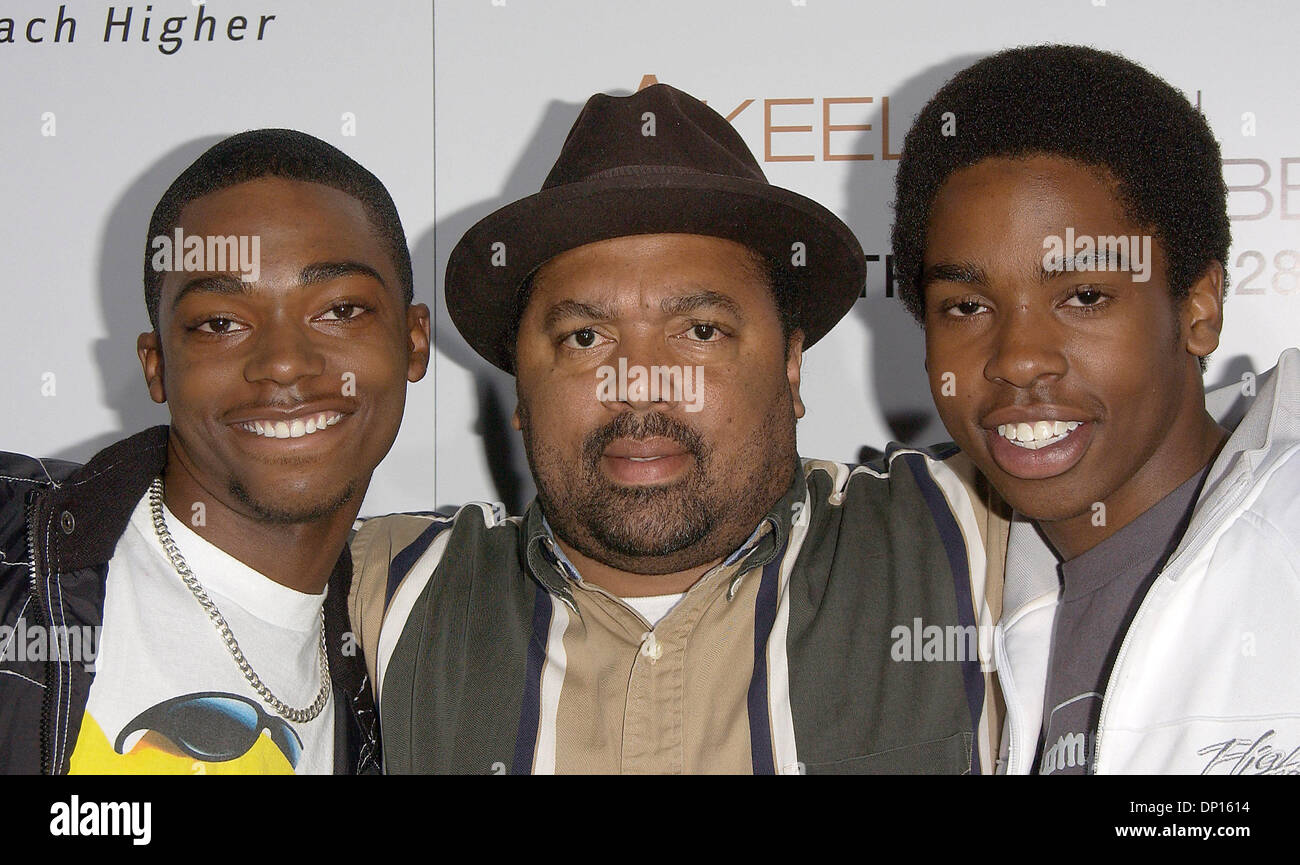 Apr 20, 2006; Beverly Hills, CA, USA; From left, actor NATHANIEL LEE, JR.,  his father, NATHANIEL LEE and brother, actor DANIEL CURTIS LEE at the Los  Angeles premiere of 'Akeelah and the